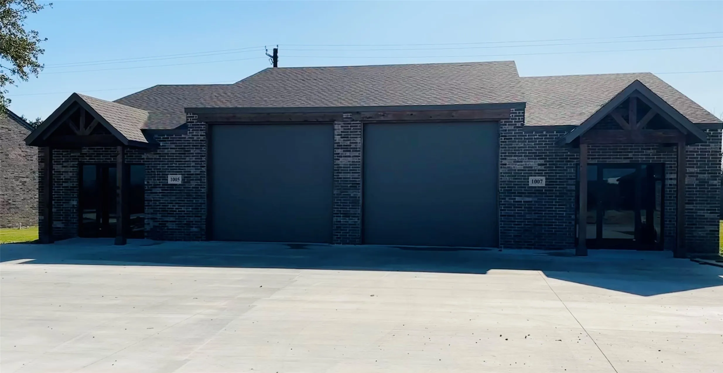 Duplex For Sale in Parker County , 2211 Zion Hill Road 1001-1019 Odd Numbers, Weatherford, Texas 76088, 3 Bedrooms, 2 Bathrooms, 1 Garage spaces, 0 Sqft, built in 2024, Preowned, Price $4,500,000, mls#21254919, Real Estate Agent in Weatherford, Homes For Sale in Parker county, Homes For Sale in Weatherford, Realtor in Weatherford Texas, Real Estate Brokerage Independent Realty Texas, Luminita Cordes Realtor