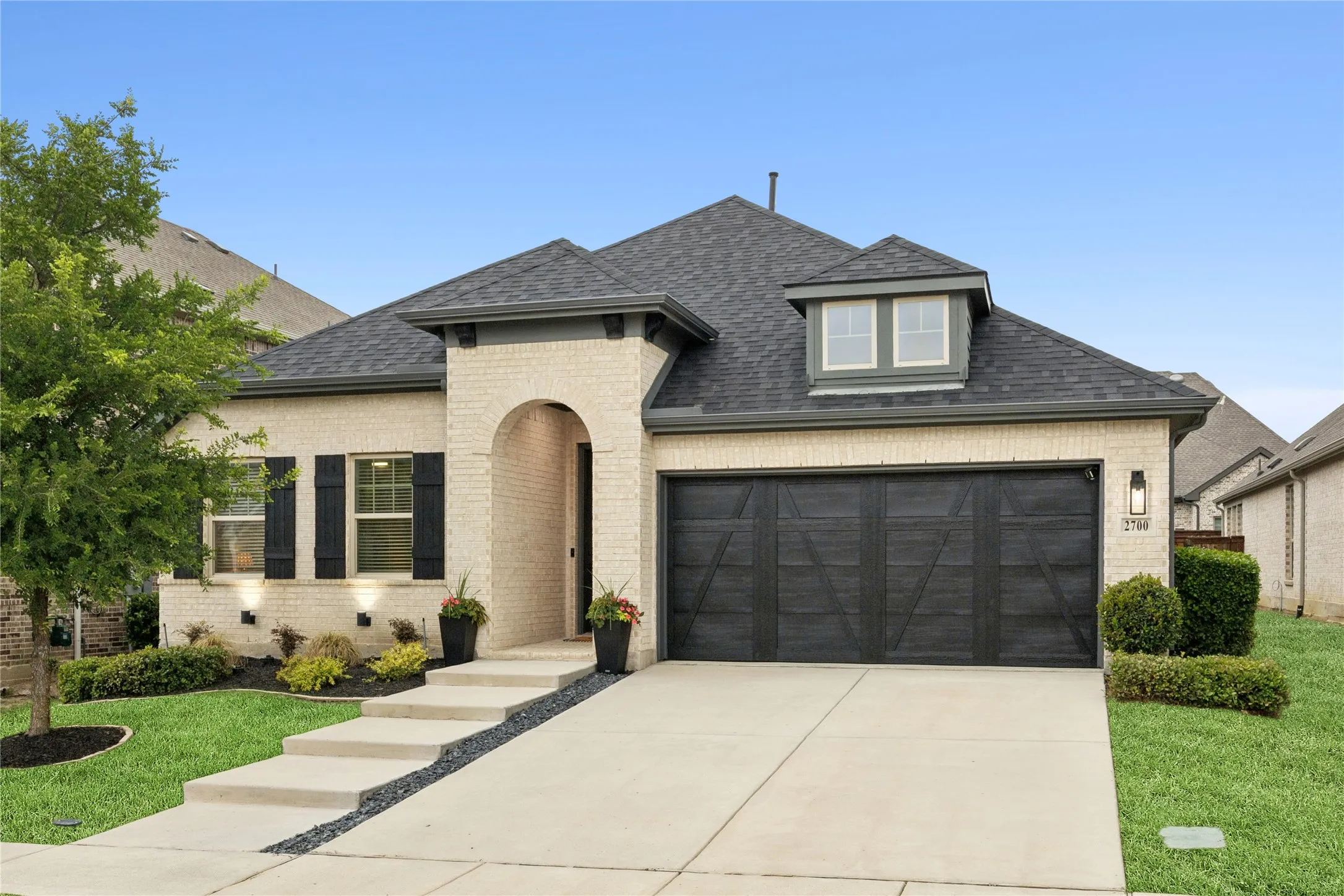 Single Family Residence For Sale in Collin County , 2700 War Admiral Street, Celina, Texas 75009, 4 Bedroom, 3 Bathroom, 2 Garage spaces, 2,246 Sqft, built in 2020, Preowned, mls#21255438, Real Estate Agent in Celina, Homes For Sale in Collin county, Homes For Sale in Celina, Realtor in Celina Texas, Real Estate Brokerage Independent Realty Texas, Luminita Cordes Realtor