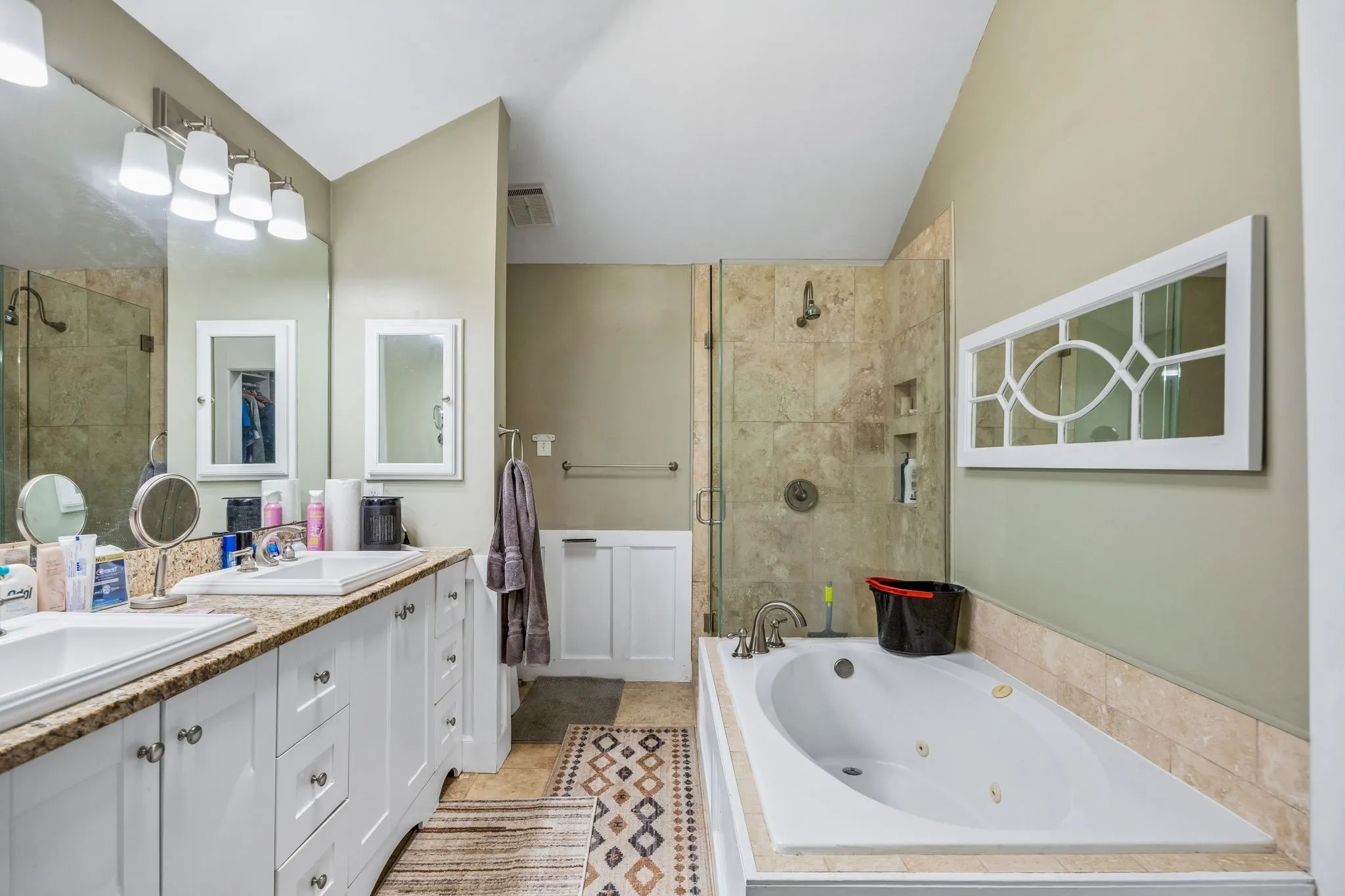Single Family Residence For Sale in Dallas County , 9404 Penny Lane, Irving, Texas 75063, 3 Bedrooms, 3 Bathrooms, 2 Garage spaces, 1,649 Sqft, built in 1987, Preowned, Price $447,000, mls#21252129, Real Estate Agent in Irving, Homes For Sale in Dallas county, Homes For Sale in Irving, Realtor in Irving Texas, Real Estate Brokerage Independent Realty Texas, Luminita Cordes Realtor
