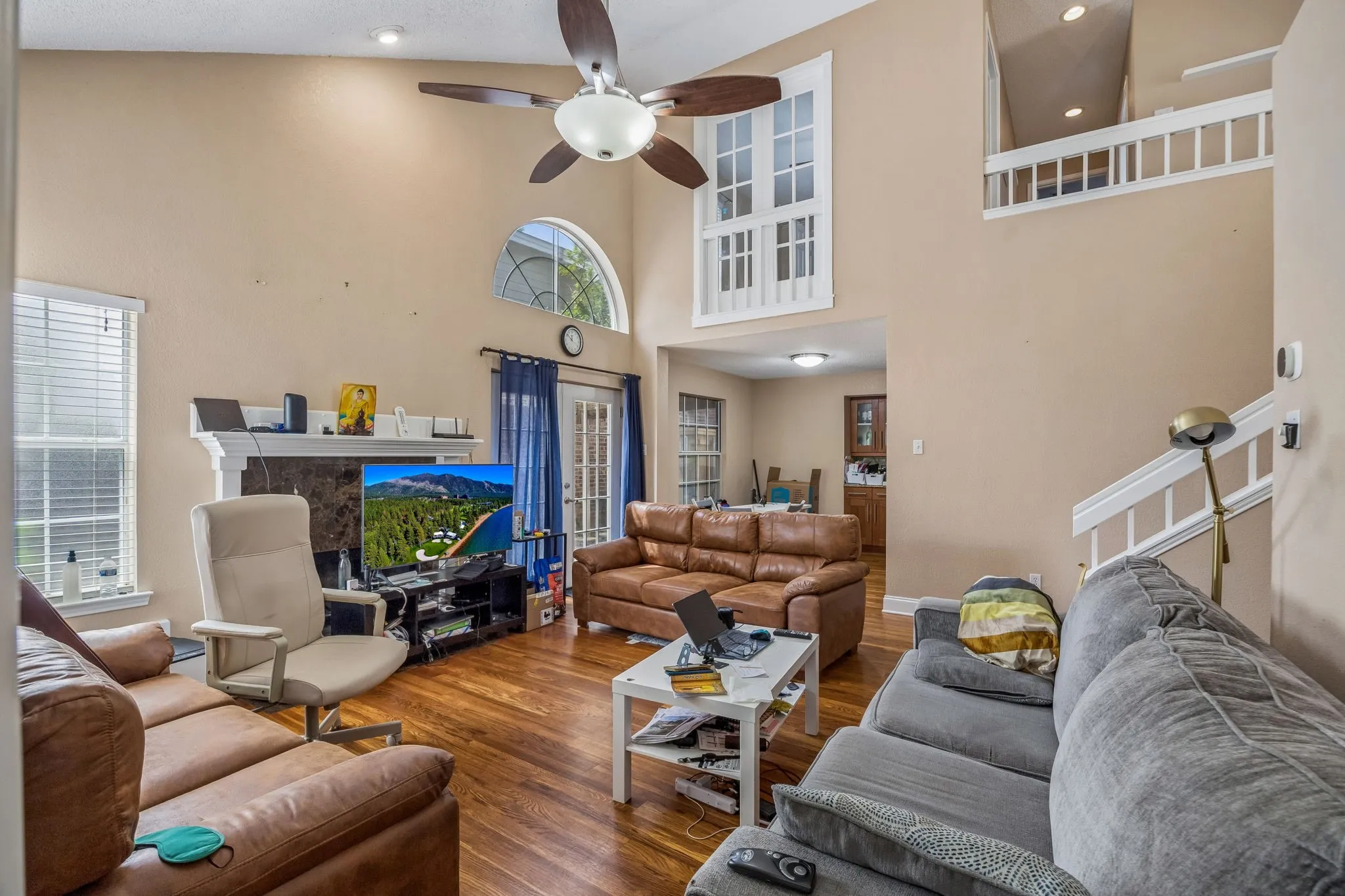 Single Family Residence For Sale in Dallas County , 9404 Penny Lane, Irving, Texas 75063, 3 Bedrooms, 3 Bathrooms, 2 Garage spaces, 1,649 Sqft, built in 1987, Preowned, Price $447,000, mls#21252129, Real Estate Agent in Irving, Homes For Sale in Dallas county, Homes For Sale in Irving, Realtor in Irving Texas, Real Estate Brokerage Independent Realty Texas, Luminita Cordes Realtor