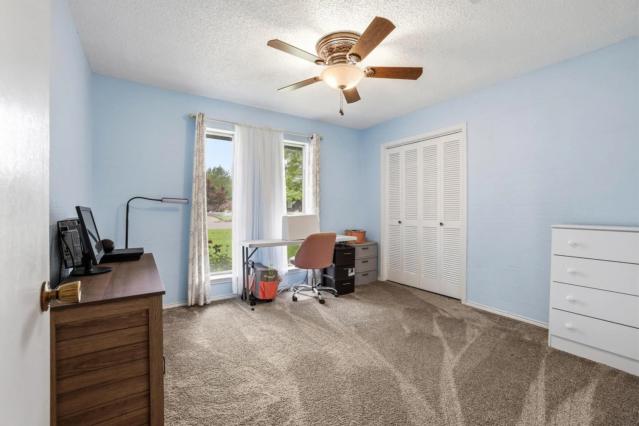 Single Family Residence For Sale in Hopkins County , 212 Lou Street, Sulphur Springs, Texas 75482, 3 Bedroom, 2 Bathroom, 2 Garage spaces, 1,684 Sqft, built in 1973, mls#21247386, Real Estate Agent in Sulphur Springs, Homes For Sale in Hopkins county, Homes For Sale in Sulphur Springs, Realtor in Sulphur Springs Texas, Real Estate Brokerage Independent Realty Texas, Luminita Cordes Realtor