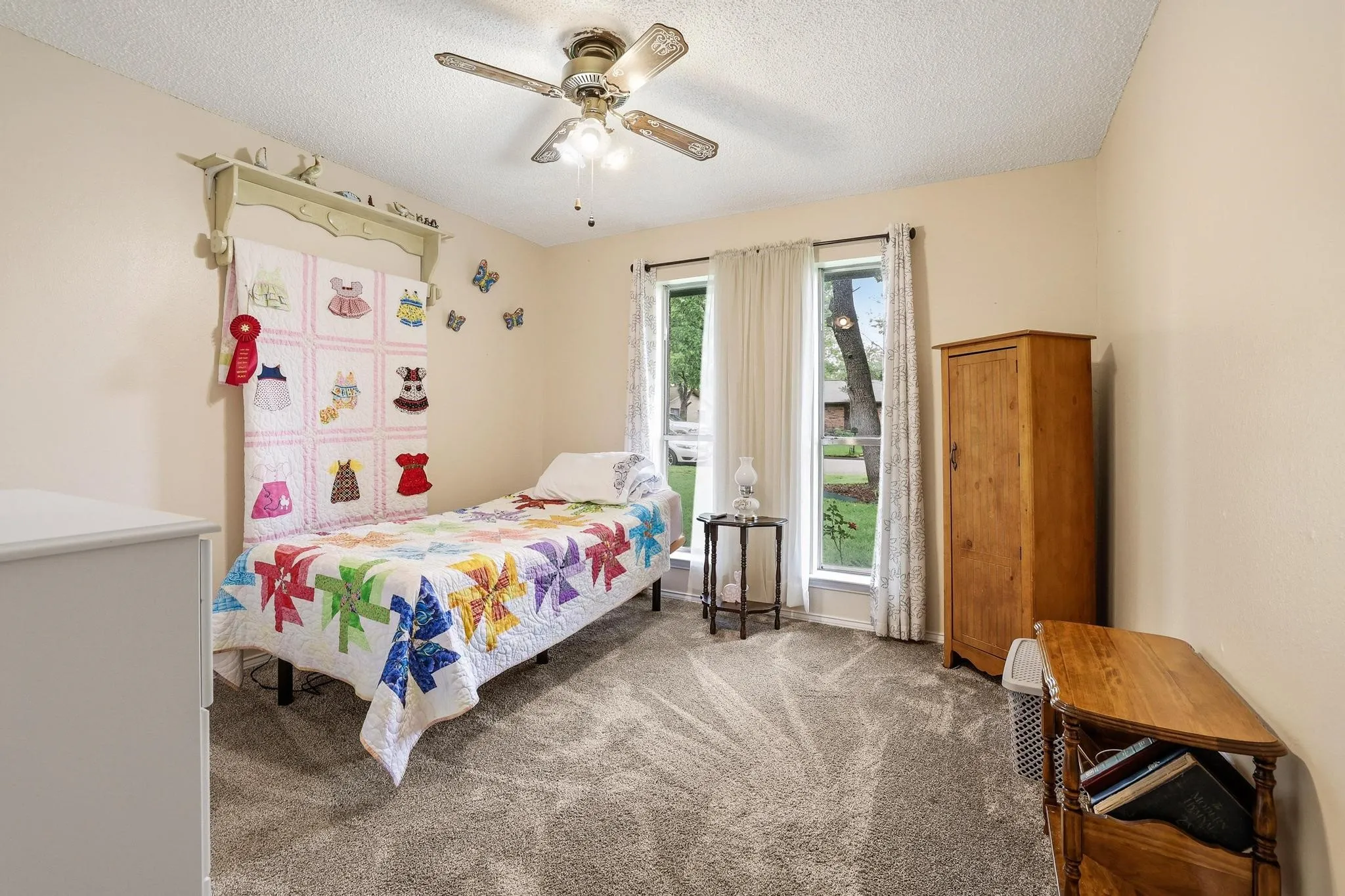 Single Family Residence For Sale in Hopkins County , 212 Lou Street, Sulphur Springs, Texas 75482, 3 Bedroom, 2 Bathroom, 2 Garage spaces, 1,684 Sqft, built in 1973, mls#21247386, Real Estate Agent in Sulphur Springs, Homes For Sale in Hopkins county, Homes For Sale in Sulphur Springs, Realtor in Sulphur Springs Texas, Real Estate Brokerage Independent Realty Texas, Luminita Cordes Realtor