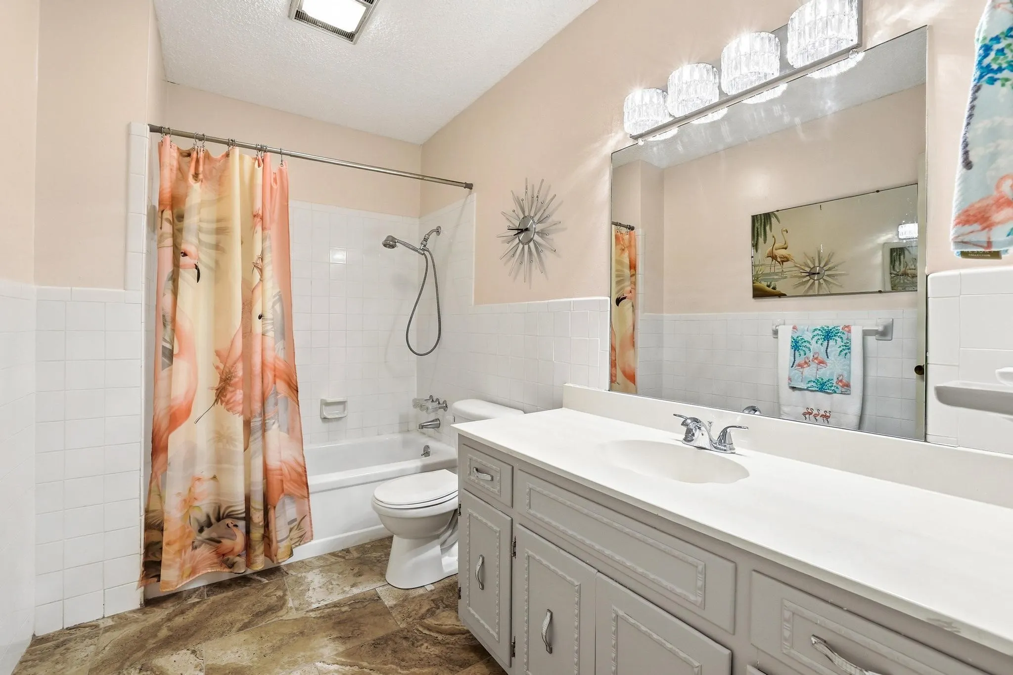 Single Family Residence For Sale in Hopkins County , 212 Lou Street, Sulphur Springs, Texas 75482, 3 Bedroom, 2 Bathroom, 2 Garage spaces, 1,684 Sqft, built in 1973, mls#21247386, Real Estate Agent in Sulphur Springs, Homes For Sale in Hopkins county, Homes For Sale in Sulphur Springs, Realtor in Sulphur Springs Texas, Real Estate Brokerage Independent Realty Texas, Luminita Cordes Realtor
