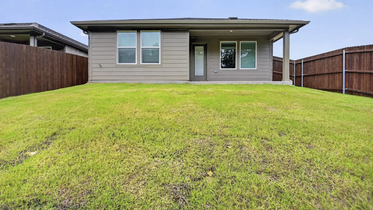 Single Family Residence For Sale in Grayson County , 909 Jefferson Way, Sherman, Texas 75090, 3 Bedroom, 2 Bathroom, 2 Garage spaces, 1,537 Sqft, built in 2025, New Construction - Complete, mls#21255723, Real Estate Agent in Sherman, Homes For Sale in Grayson county, Homes For Sale in Sherman, Realtor in Sherman Texas, Real Estate Brokerage Independent Realty Texas, Luminita Cordes Realtor
