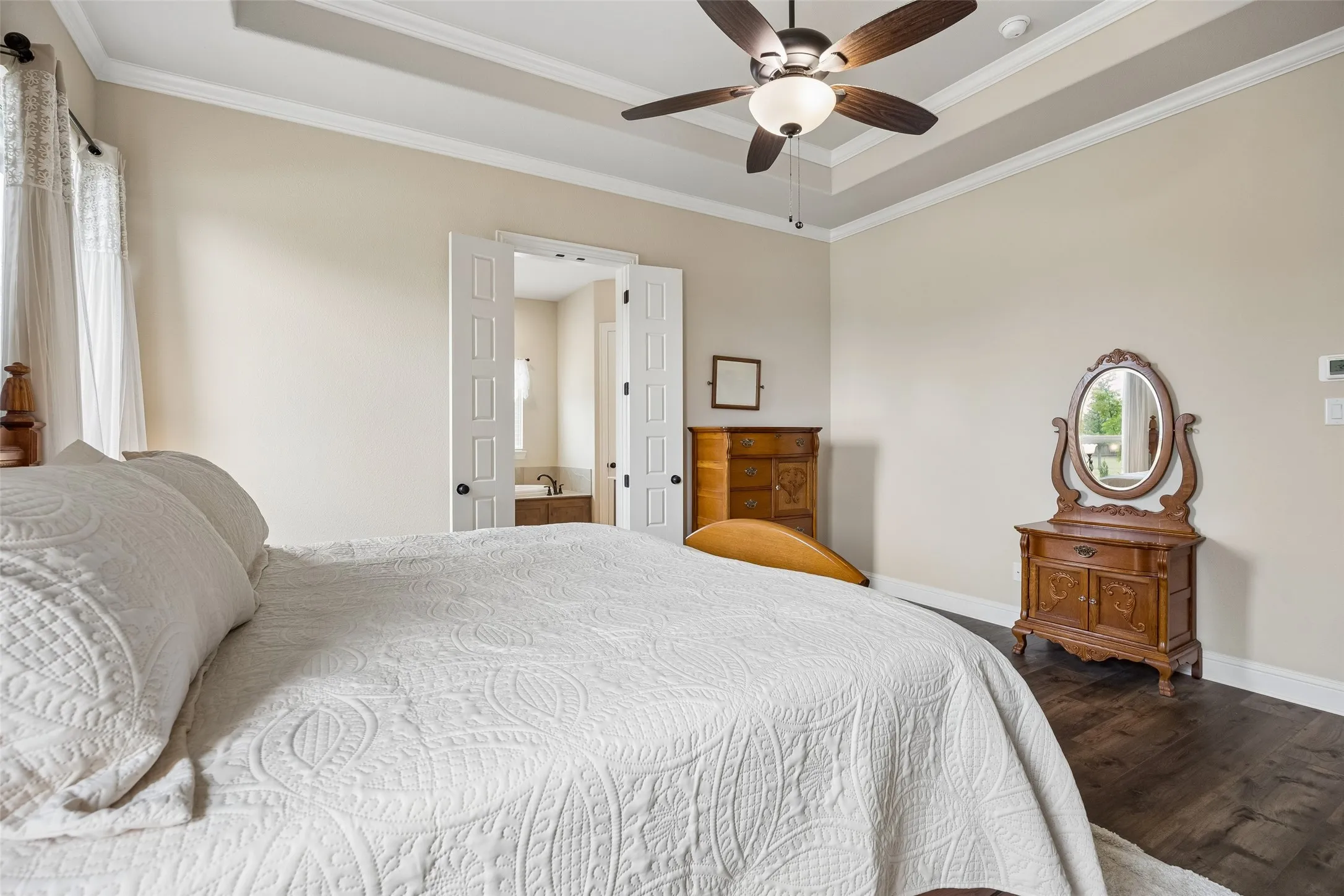 Single Family Residence For Sale in Ellis County , 8221 Palmer Lane, Waxahachie, Texas 75167, 4 Bedroom, 3 Bathroom, 2 Garage spaces, 2,837 Sqft, built in 2020, Preowned, mls#21254490, Real Estate Agent in Waxahachie, Homes For Sale in Ellis county, Homes For Sale in Waxahachie, Realtor in Waxahachie Texas, Real Estate Brokerage Independent Realty Texas, Luminita Cordes Realtor