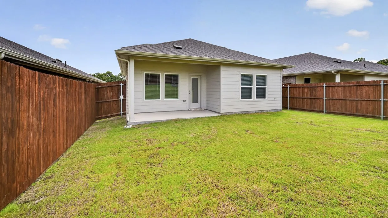 Single Family Residence For Sale in Grayson County , 908 Jefferson Way, Sherman, Texas 75090, 3 Bedroom, 3 Bathroom, 2 Garage spaces, 1,893 Sqft, built in 2025, New Construction - Complete, mls#21255759, Real Estate Agent in Sherman, Homes For Sale in Grayson county, Homes For Sale in Sherman, Realtor in Sherman Texas, Real Estate Brokerage Independent Realty Texas, Luminita Cordes Realtor