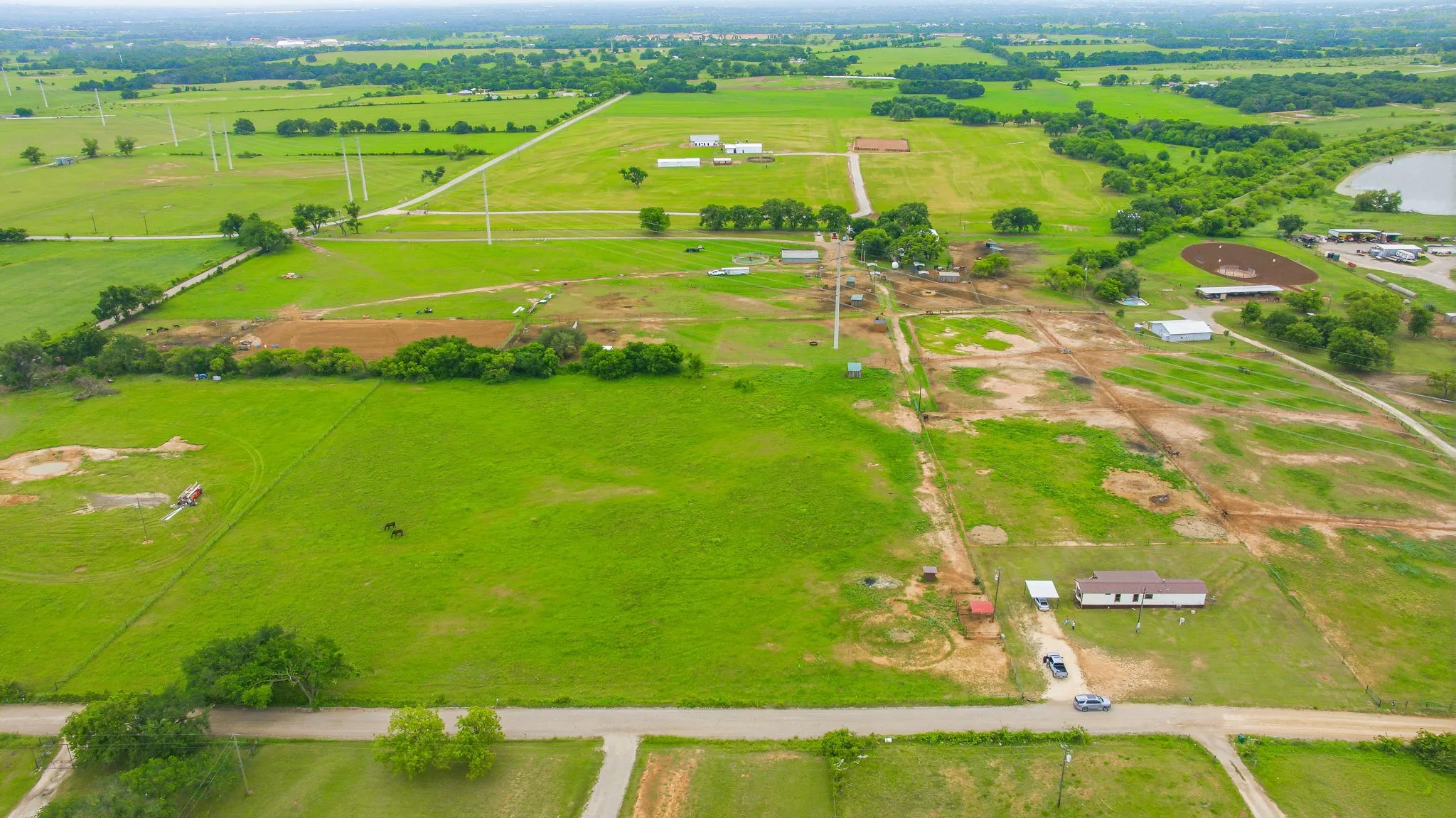 Mobile Home For Sale in Erath County , 925 County Road 376, Dublin, Texas 76446, 2 Bedroom, 2 Bathroom, Garage spaces, 952 Sqft, built in 1990, Preowned, mls#21255625, Real Estate Agent in Dublin, Homes For Sale in Erath county, Homes For Sale in Dublin, Realtor in Dublin Texas, Real Estate Brokerage Independent Realty Texas, Luminita Cordes Realtor