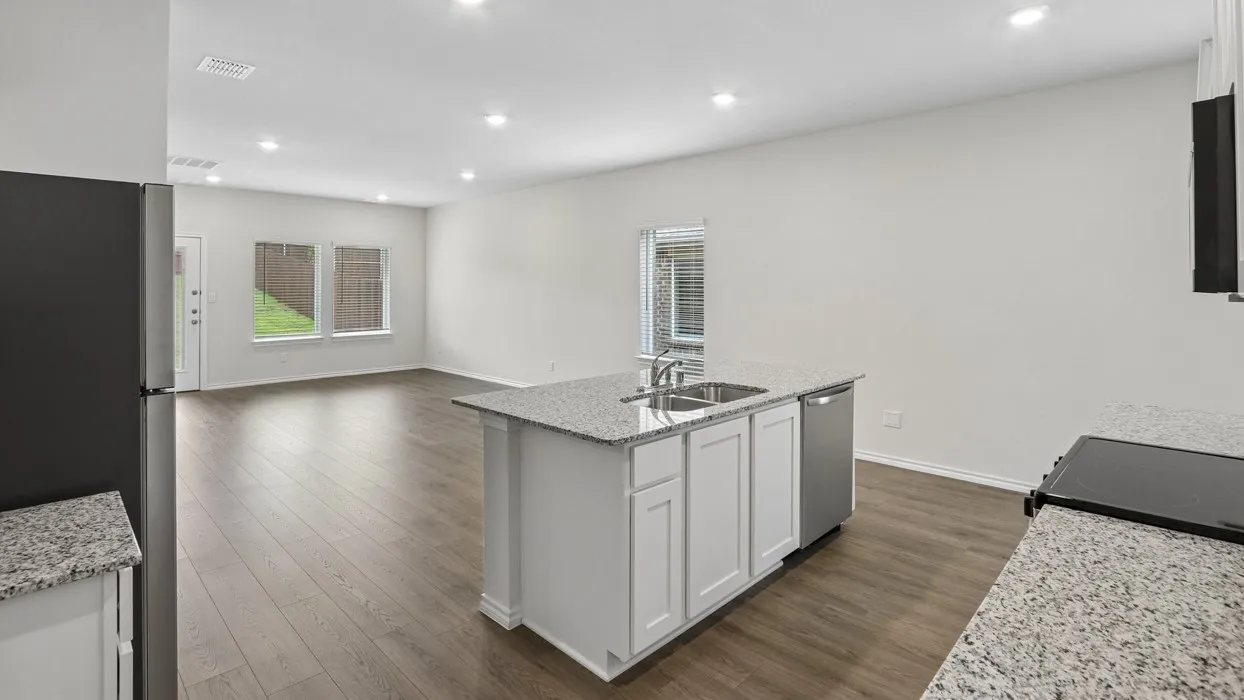 Single Family Residence For Sale in Grayson County , 928 Jefferson Way, Sherman, Texas 75090, 3 Bedroom, 3 Bathroom, 2 Garage spaces, 1,893 Sqft, built in 2025, New Construction - Complete, Price $299,990, mls#21255794, Real Estate Agent in Sherman, Homes For Sale in Grayson county, Homes For Sale in Sherman, Realtor in Sherman Texas, Real Estate Brokerage Independent Realty Texas, Luminita Cordes Realtor