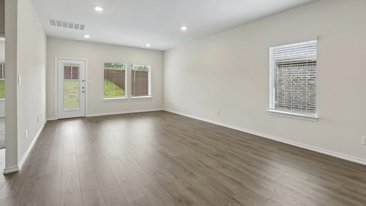 Single Family Residence For Sale in Grayson County , 928 Jefferson Way, Sherman, Texas 75090, 3 Bedroom, 3 Bathroom, 2 Garage spaces, 1,893 Sqft, built in 2025, New Construction - Complete, Price $299,990, mls#21255794, Real Estate Agent in Sherman, Homes For Sale in Grayson county, Homes For Sale in Sherman, Realtor in Sherman Texas, Real Estate Brokerage Independent Realty Texas, Luminita Cordes Realtor