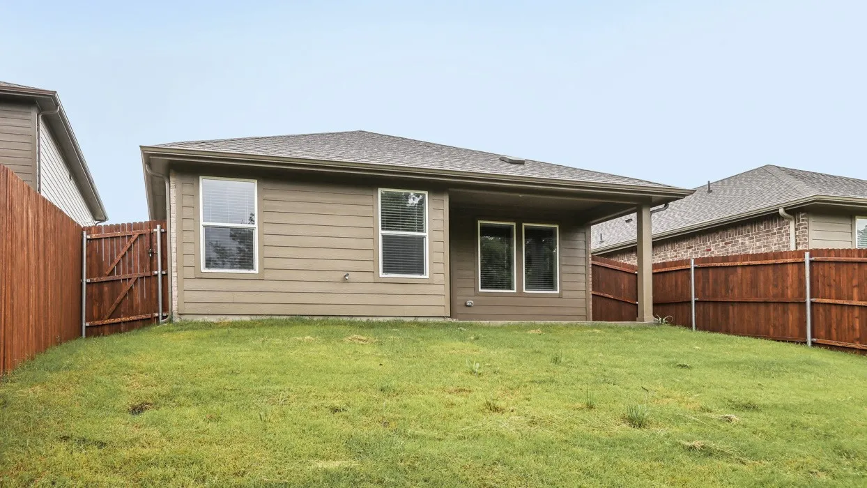 Single Family Residence For Sale in Grayson County , 913 Jefferson Way, Sherman, Texas 75090, 3 Bedroom, 2 Bathroom, 2 Garage spaces, 1,335 Sqft, built in 2025, New Construction - Complete, mls#21255805, Real Estate Agent in Sherman, Homes For Sale in Grayson county, Homes For Sale in Sherman, Realtor in Sherman Texas, Real Estate Brokerage Independent Realty Texas, Luminita Cordes Realtor