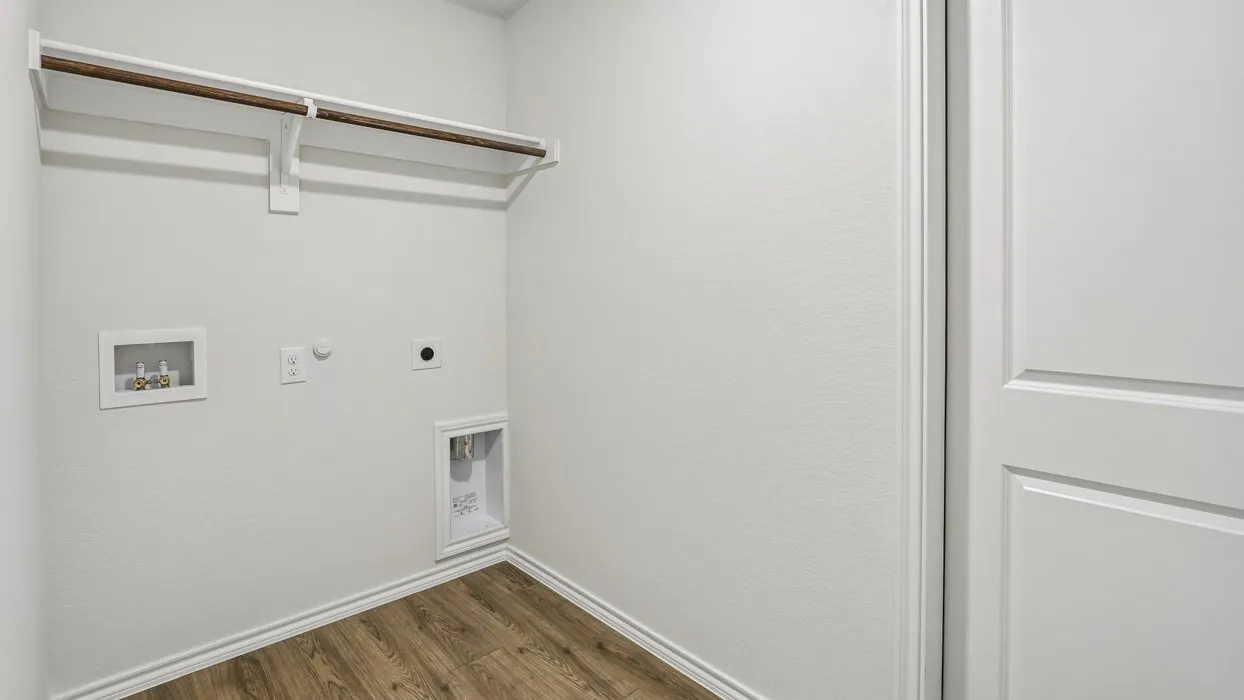 Single Family Residence For Sale in Grayson County , 913 Jefferson Way, Sherman, Texas 75090, 3 Bedroom, 2 Bathroom, 2 Garage spaces, 1,335 Sqft, built in 2025, New Construction - Complete, mls#21255805, Real Estate Agent in Sherman, Homes For Sale in Grayson county, Homes For Sale in Sherman, Realtor in Sherman Texas, Real Estate Brokerage Independent Realty Texas, Luminita Cordes Realtor