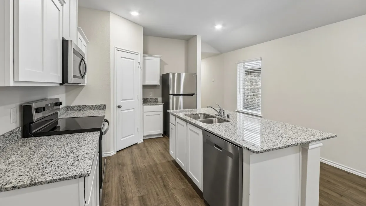 Single Family Residence For Sale in Grayson County , 913 Jefferson Way, Sherman, Texas 75090, 3 Bedroom, 2 Bathroom, 2 Garage spaces, 1,335 Sqft, built in 2025, New Construction - Complete, mls#21255805, Real Estate Agent in Sherman, Homes For Sale in Grayson county, Homes For Sale in Sherman, Realtor in Sherman Texas, Real Estate Brokerage Independent Realty Texas, Luminita Cordes Realtor