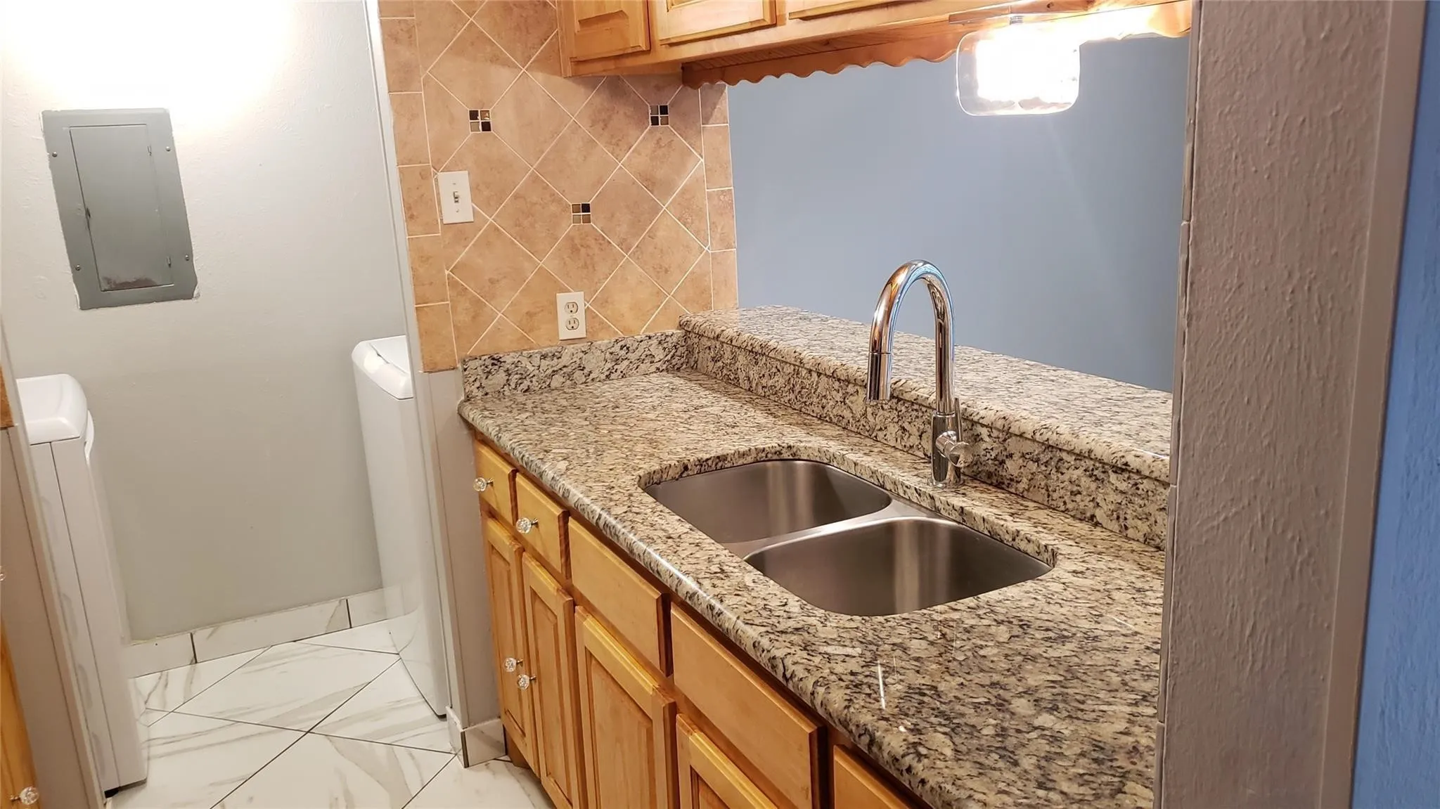 Condominium For Sale in Dallas County , 11311 Audelia Road 175, Dallas, Texas 75243, 2 Bedroom, 3 Bathroom, Garage spaces, 1,054 Sqft, built in 1981, Price $146,500, mls#21253456, Real Estate Agent in Dallas, Homes For Sale in Dallas county, Homes For Sale in Dallas, Realtor in Dallas Texas, Real Estate Brokerage Independent Realty Texas, Luminita Cordes Realtor