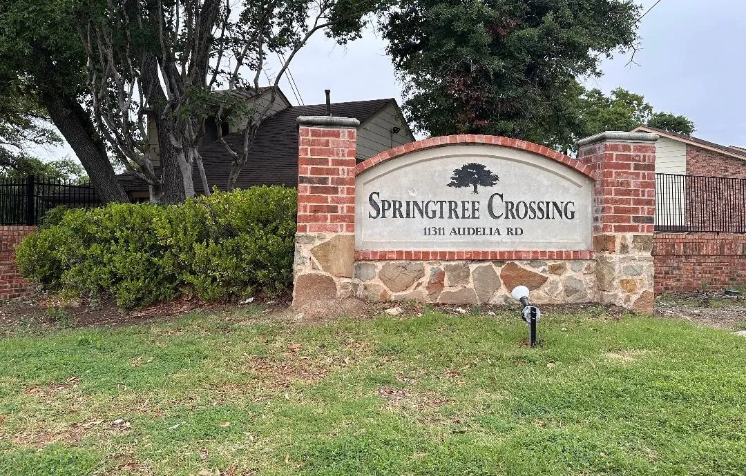 Condominium For Sale in Dallas County , 11311 Audelia Road 175, Dallas, Texas 75243, 2 Bedroom, 3 Bathroom, Garage spaces, 1,054 Sqft, built in 1981, Price $146,500, mls#21253456, Real Estate Agent in Dallas, Homes For Sale in Dallas county, Homes For Sale in Dallas, Realtor in Dallas Texas, Real Estate Brokerage Independent Realty Texas, Luminita Cordes Realtor