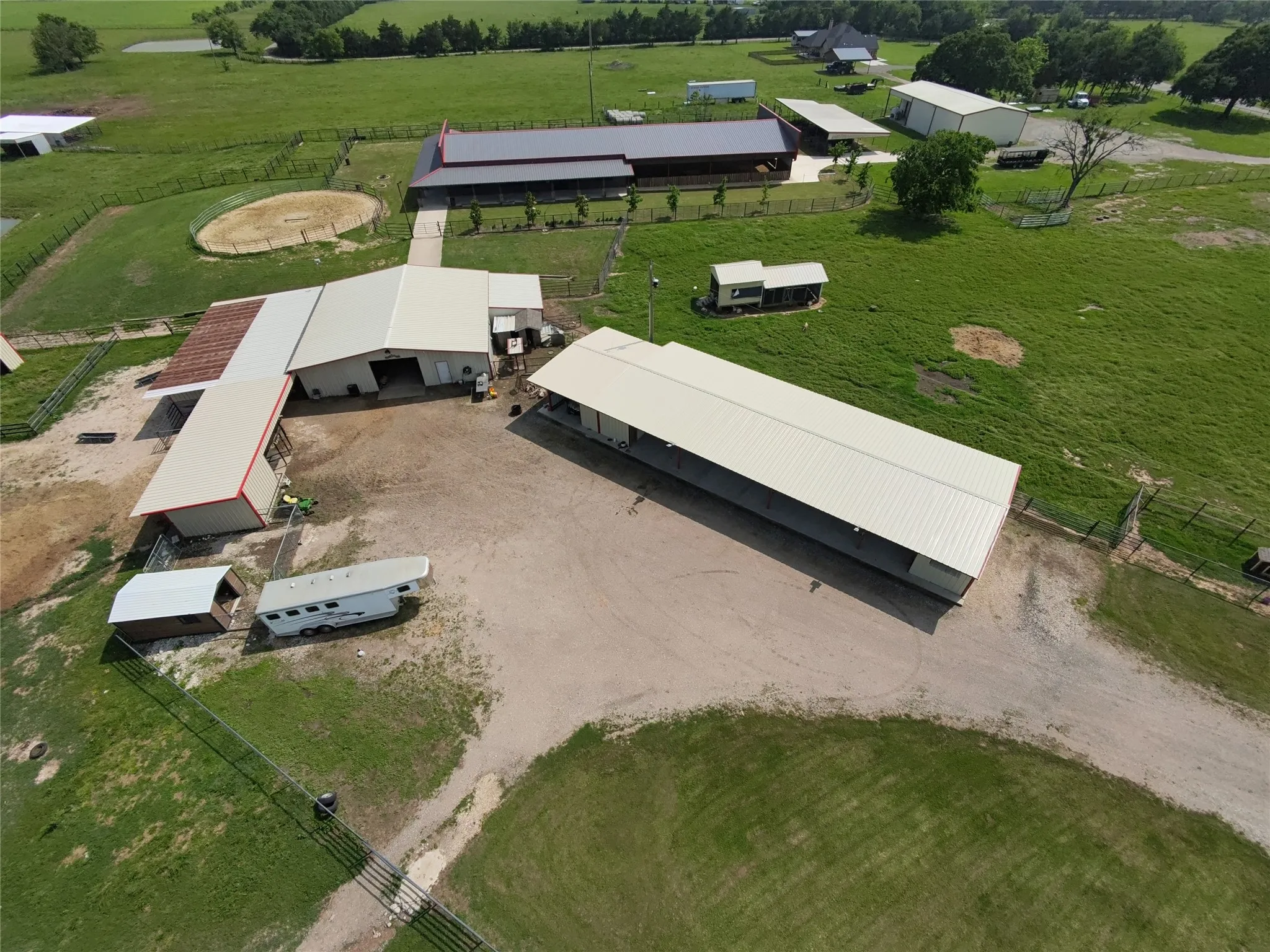 Farm For Sale in Hunt County , 163 County Road 3106, Campbell, Texas 75422, 3 Bedroom, 3 Bathroom, Garage spaces, 2,500 Sqft, built in 1998, mls#21255819, Real Estate Agent in Campbell, Homes For Sale in Hunt county, Homes For Sale in Campbell, Realtor in Campbell Texas, Real Estate Brokerage Independent Realty Texas, Luminita Cordes Realtor