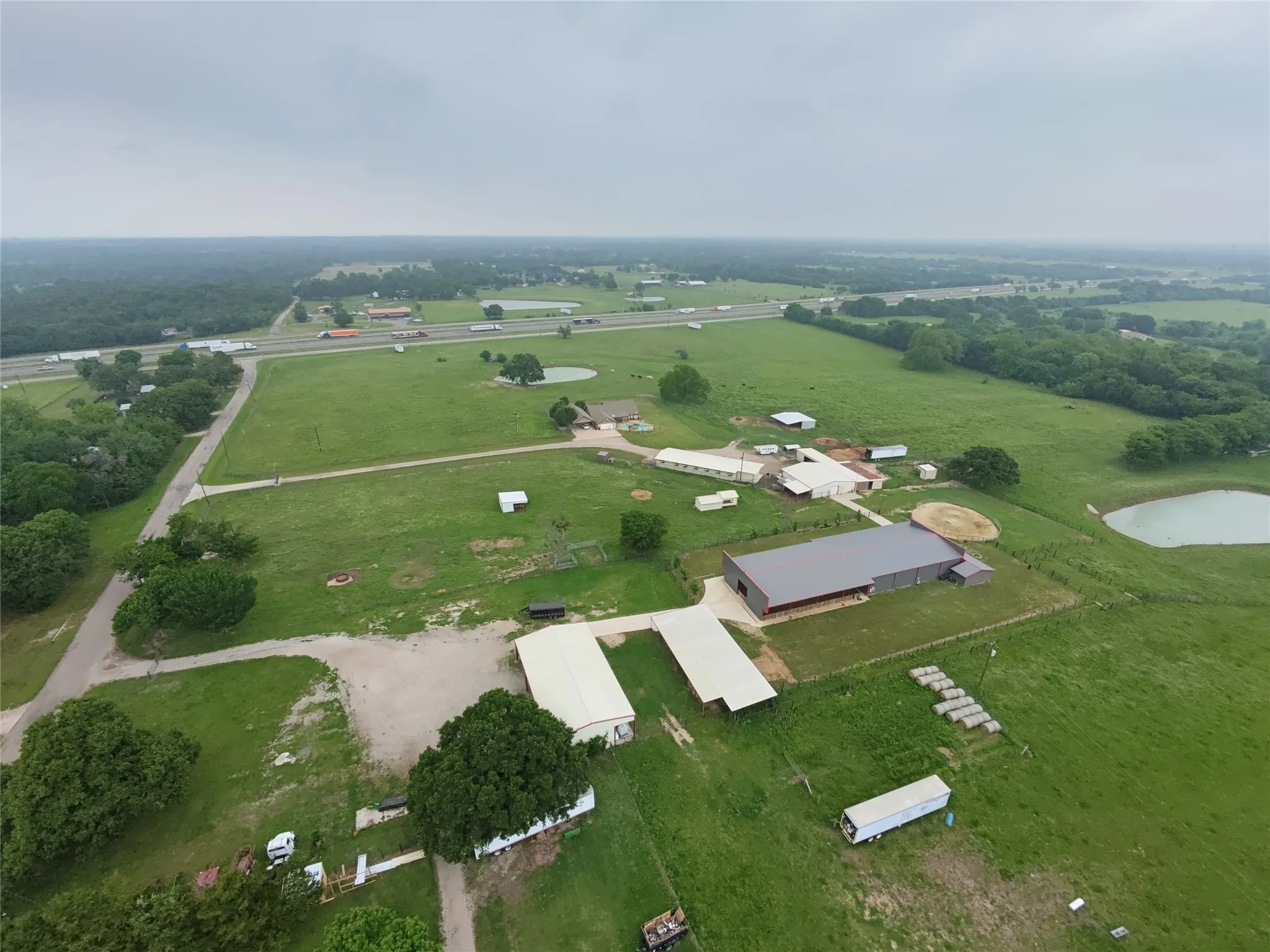 Farm For Sale in Hunt County , 163 County Road 3106, Campbell, Texas 75422, 3 Bedroom, 3 Bathroom, Garage spaces, 2,500 Sqft, built in 1998, mls#21255819, Real Estate Agent in Campbell, Homes For Sale in Hunt county, Homes For Sale in Campbell, Realtor in Campbell Texas, Real Estate Brokerage Independent Realty Texas, Luminita Cordes Realtor