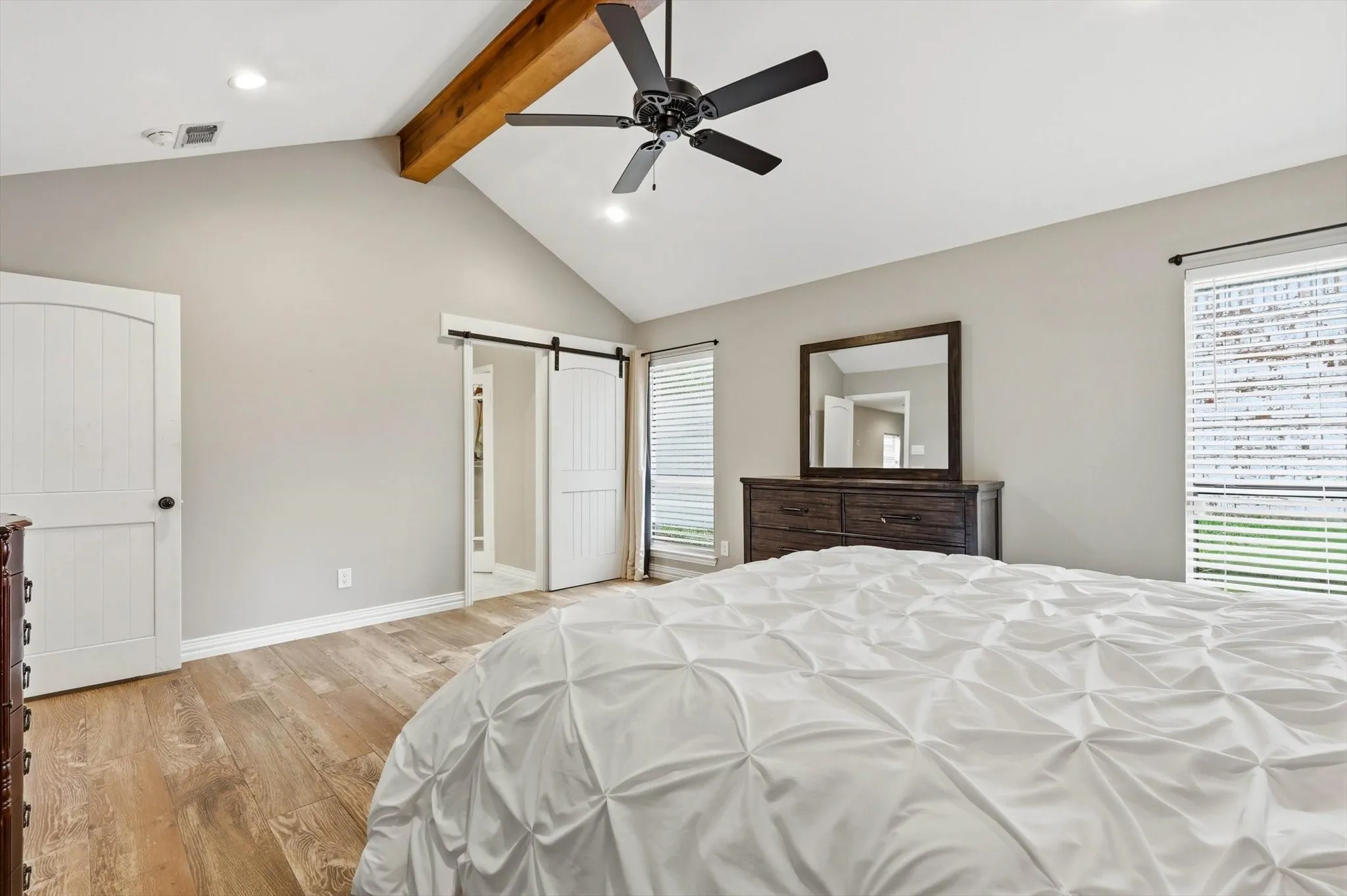 Single Family Residence For Sale in Dallas County , 1810 Apache Trail, Mesquite, Texas 75149, 3 Bedroom, 2 Bathroom, Garage spaces, 2,225 Sqft, built in 1987, mls#21255590, Real Estate Agent in Mesquite, Homes For Sale in Dallas county, Homes For Sale in Mesquite, Realtor in Mesquite Texas, Real Estate Brokerage Independent Realty Texas, Luminita Cordes Realtor