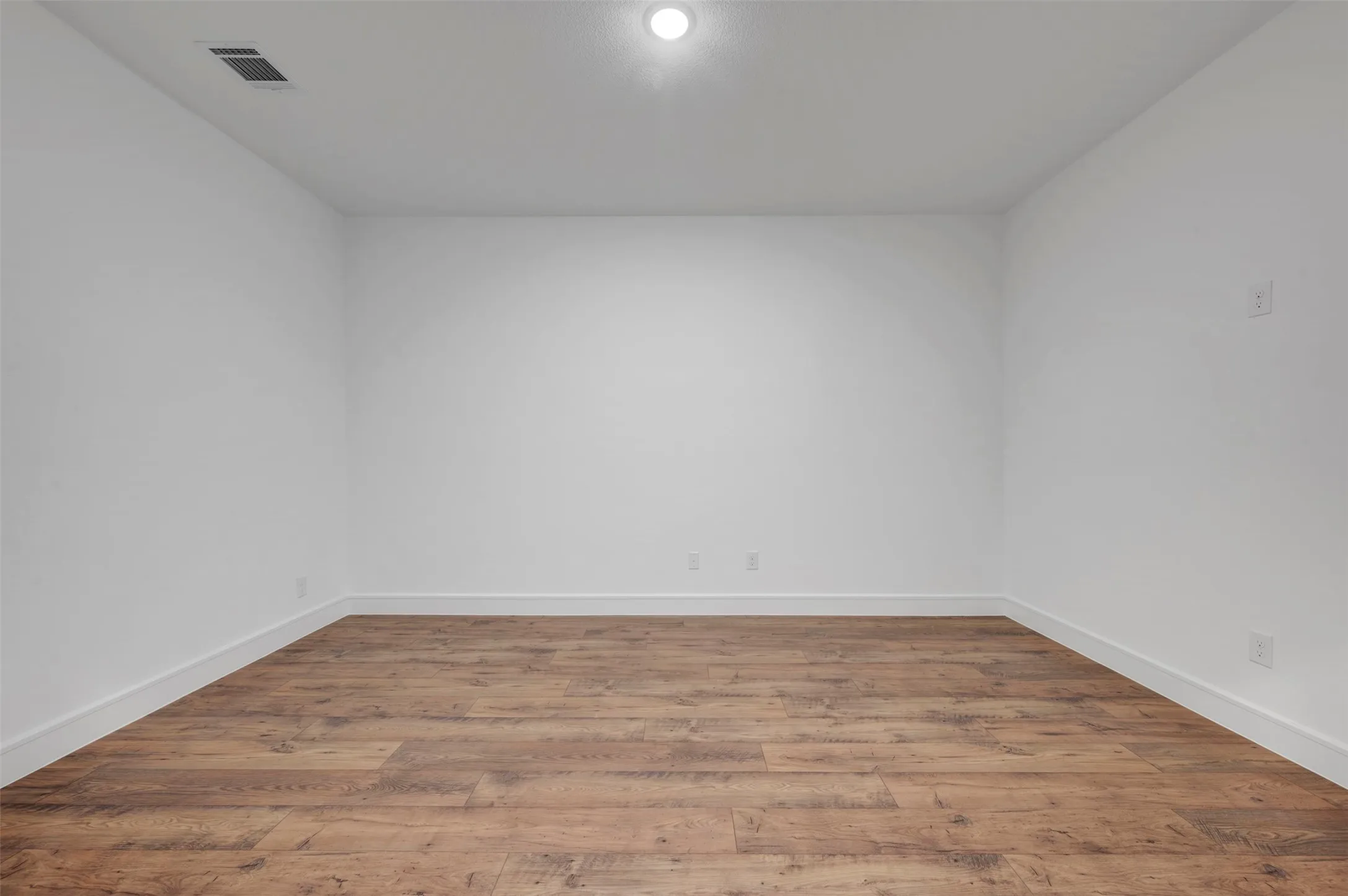 Single Family Residence For Sale in Collin County , 1209 Honey Falls Lane, Lavon, Texas 75166, 4 Bedroom, 3 Bathroom, 3 Garage spaces, 2,825 Sqft, built in 2026, New Construction - Incomplete, mls#21255851, Real Estate Agent in Lavon, Homes For Sale in Collin county, Homes For Sale in Lavon, Realtor in Lavon Texas, Real Estate Brokerage Independent Realty Texas, Luminita Cordes Realtor