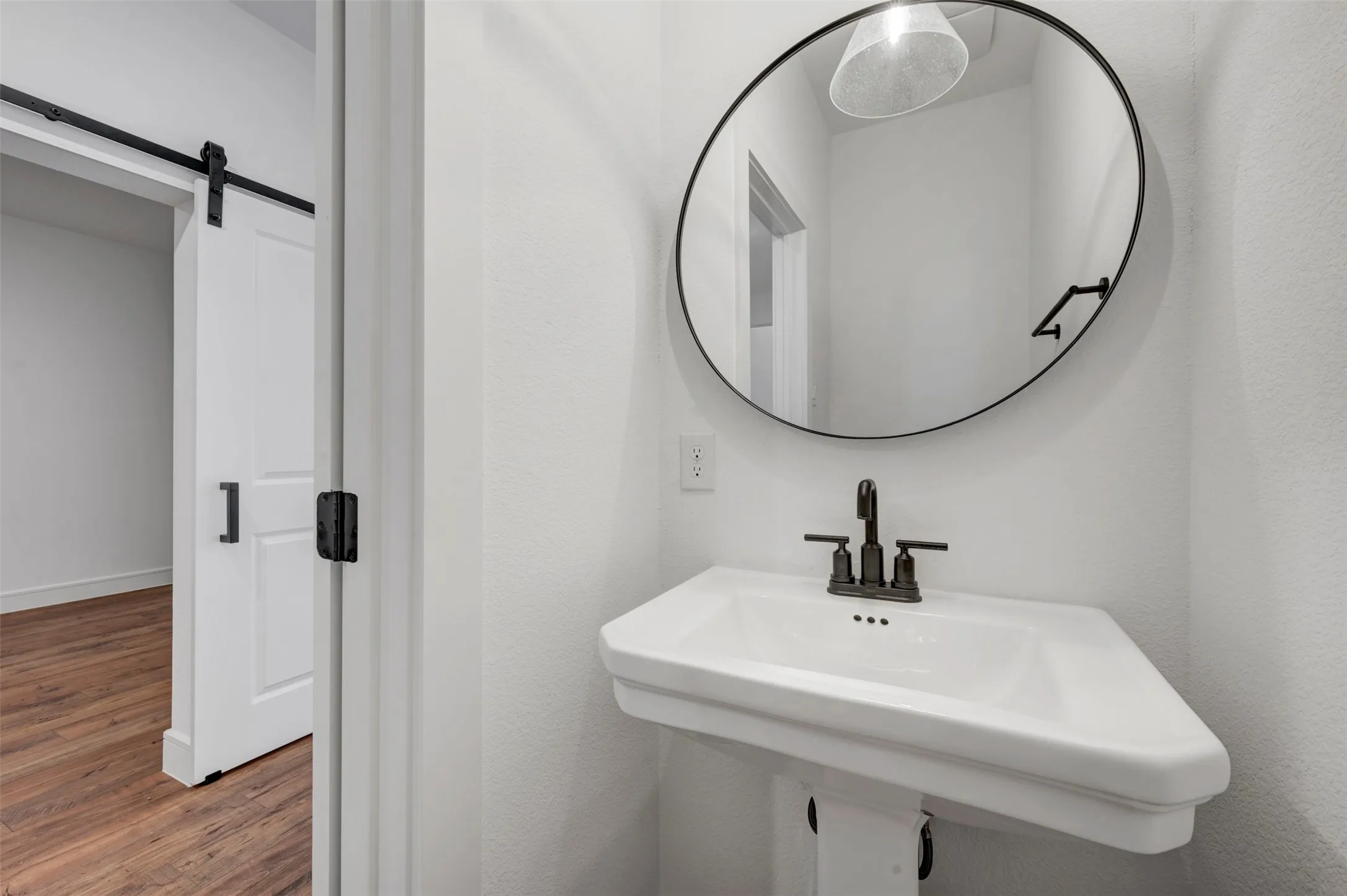 Single Family Residence For Sale in Collin County , 1209 Honey Falls Lane, Lavon, Texas 75166, 4 Bedroom, 3 Bathroom, 3 Garage spaces, 2,825 Sqft, built in 2026, New Construction - Incomplete, mls#21255851, Real Estate Agent in Lavon, Homes For Sale in Collin county, Homes For Sale in Lavon, Realtor in Lavon Texas, Real Estate Brokerage Independent Realty Texas, Luminita Cordes Realtor