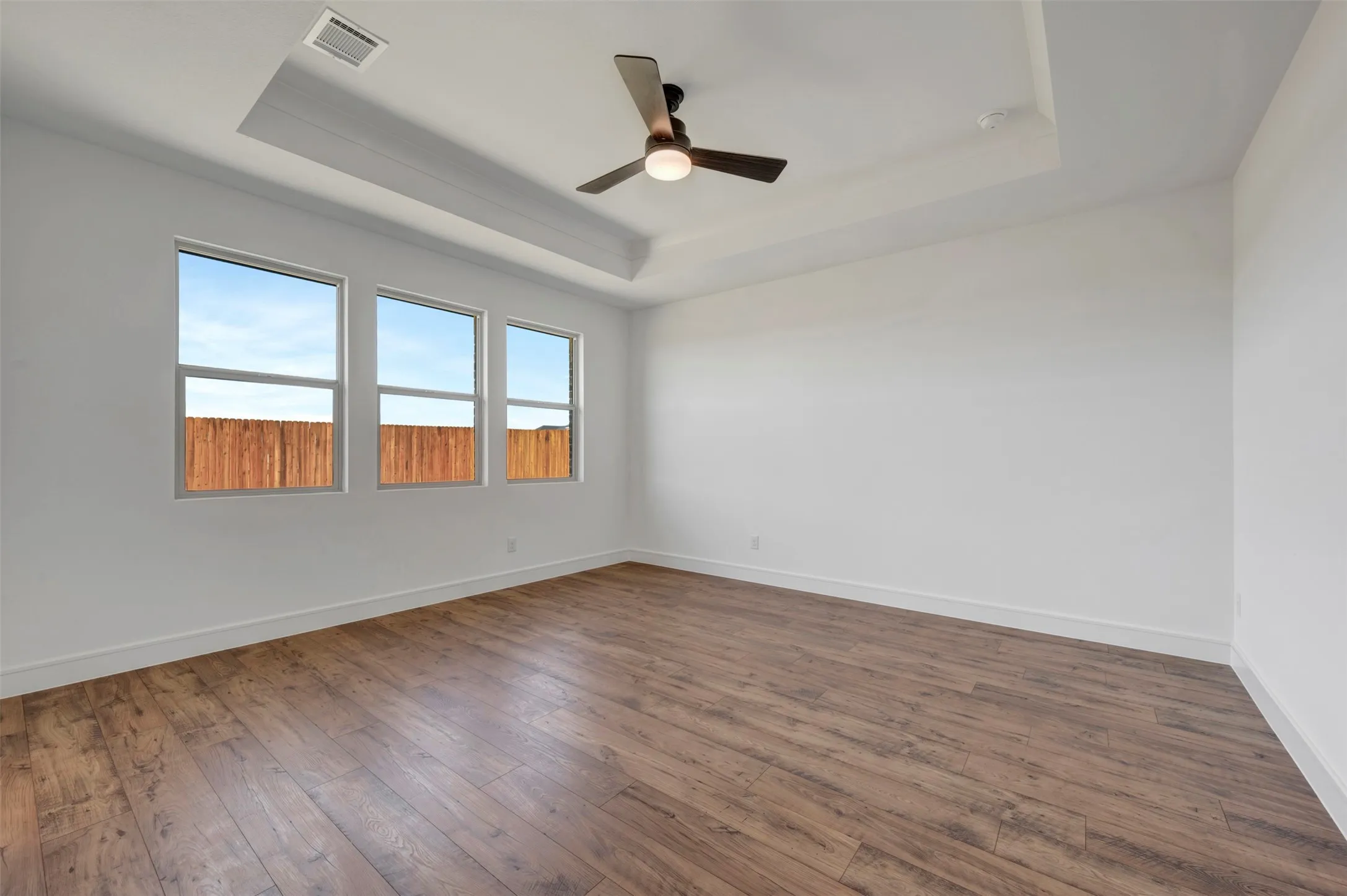 Single Family Residence For Sale in Collin County , 1209 Honey Falls Lane, Lavon, Texas 75166, 4 Bedroom, 3 Bathroom, 3 Garage spaces, 2,825 Sqft, built in 2026, New Construction - Incomplete, mls#21255851, Real Estate Agent in Lavon, Homes For Sale in Collin county, Homes For Sale in Lavon, Realtor in Lavon Texas, Real Estate Brokerage Independent Realty Texas, Luminita Cordes Realtor