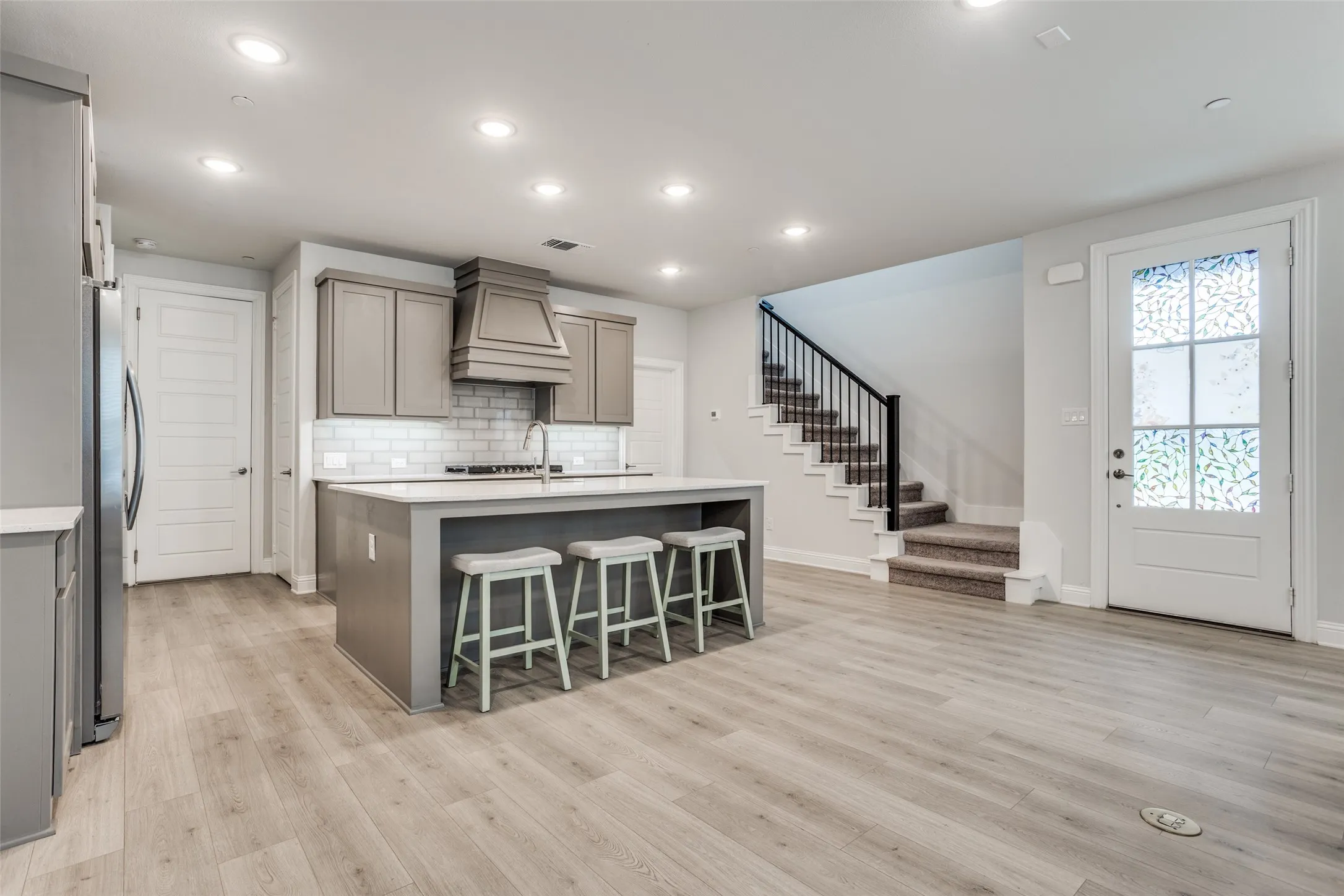 Townhouse For Sale in Collin County , 1971 Newman Avenue, Allen, Texas 75013, 3 Bedroom, 3 Bathroom, 2 Garage spaces, 2,159 Sqft, built in 2023, Preowned, mls#21251116, Real Estate Agent in Allen, Homes For Sale in Collin county, Homes For Sale in Allen, Realtor in Allen Texas, Real Estate Brokerage Independent Realty Texas, Luminita Cordes Realtor