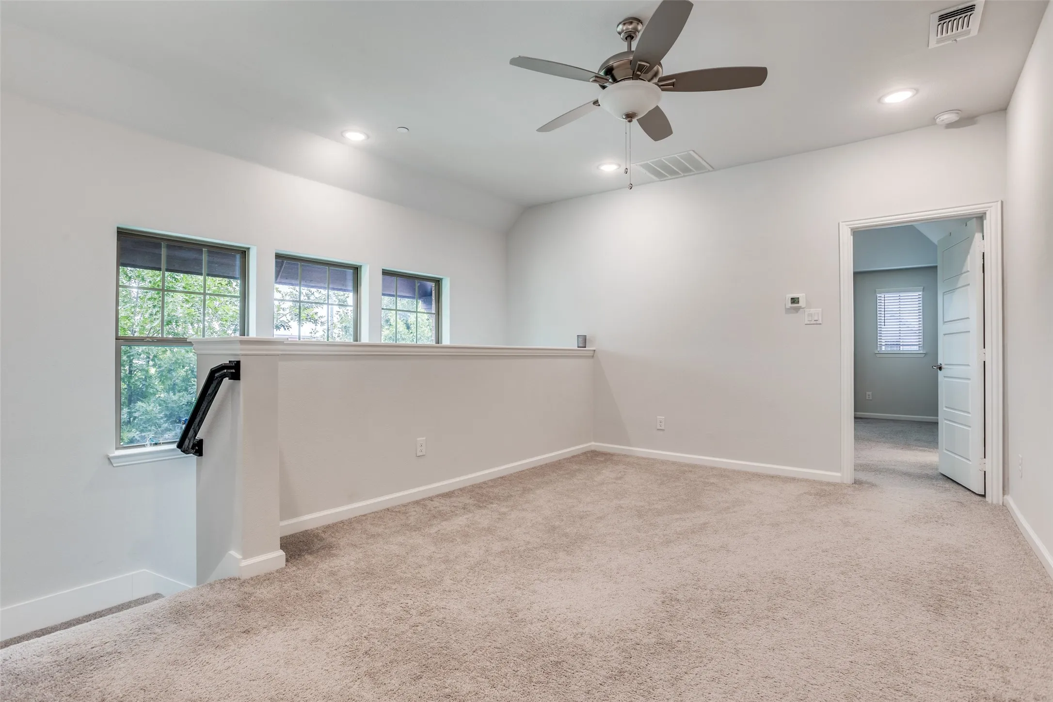 Townhouse For Sale in Collin County , 1971 Newman Avenue, Allen, Texas 75013, 3 Bedroom, 3 Bathroom, 2 Garage spaces, 2,159 Sqft, built in 2023, Preowned, mls#21251116, Real Estate Agent in Allen, Homes For Sale in Collin county, Homes For Sale in Allen, Realtor in Allen Texas, Real Estate Brokerage Independent Realty Texas, Luminita Cordes Realtor