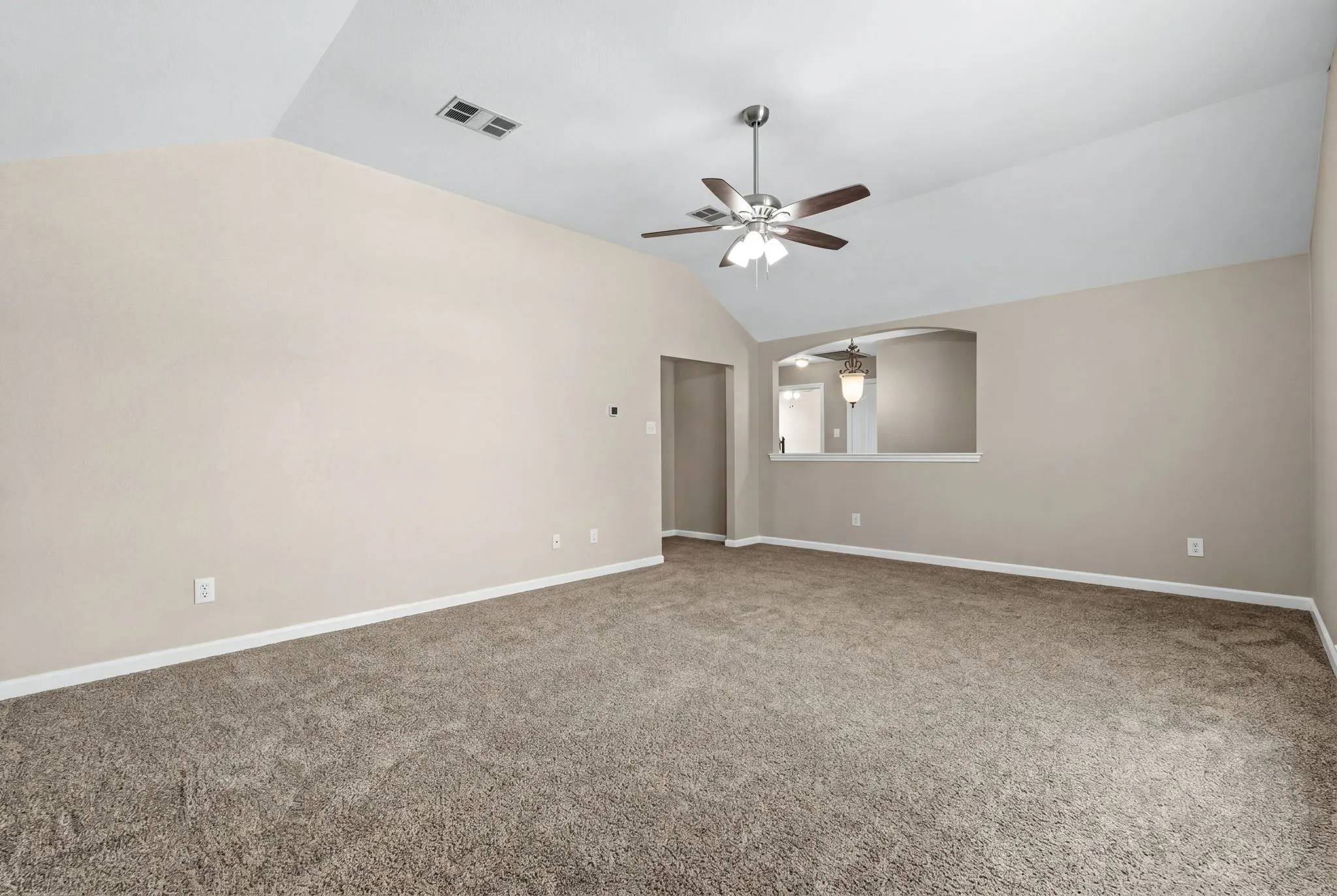 Single Family Residence For Sale in Denton County , 420 Goodnight Trail, Justin, Texas 76247, 4 Bedrooms, 3 Bathrooms, 2 Garage spaces, 2,314 Sqft, built in 2002, Preowned, Price $385,000, mls#21254576, Real Estate Agent in Justin, Homes For Sale in Denton county, Homes For Sale in Justin, Realtor in Justin Texas, Real Estate Brokerage Independent Realty Texas, Luminita Cordes Realtor