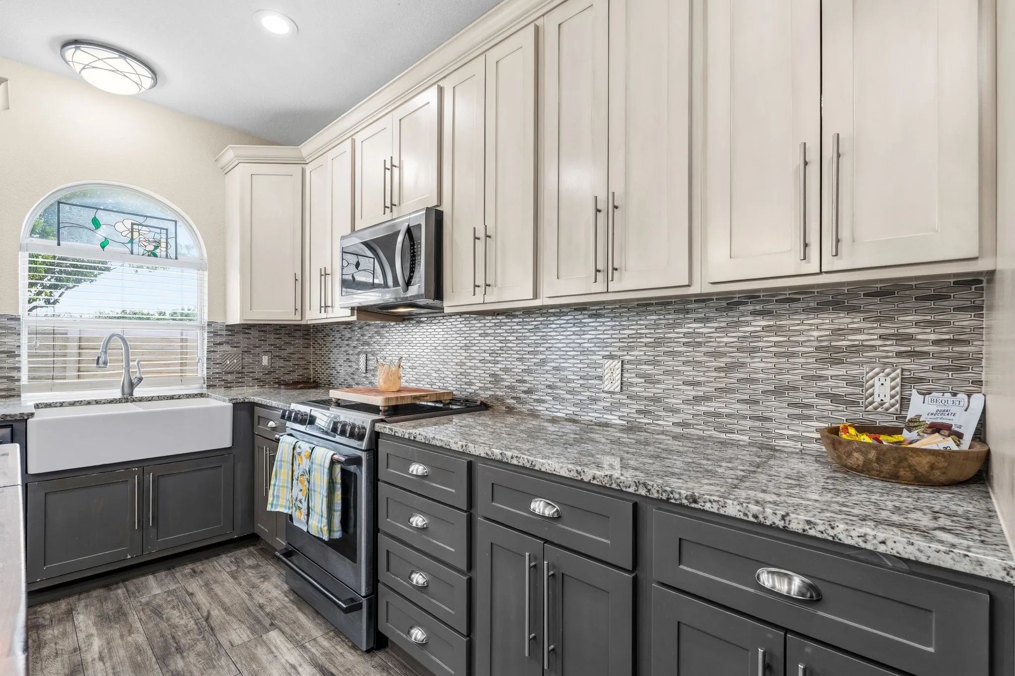 Single Family Residence For Sale in Denton County , 420 Goodnight Trail, Justin, Texas 76247, 4 Bedrooms, 3 Bathrooms, 2 Garage spaces, 2,314 Sqft, built in 2002, Preowned, Price $385,000, mls#21254576, Real Estate Agent in Justin, Homes For Sale in Denton county, Homes For Sale in Justin, Realtor in Justin Texas, Real Estate Brokerage Independent Realty Texas, Luminita Cordes Realtor