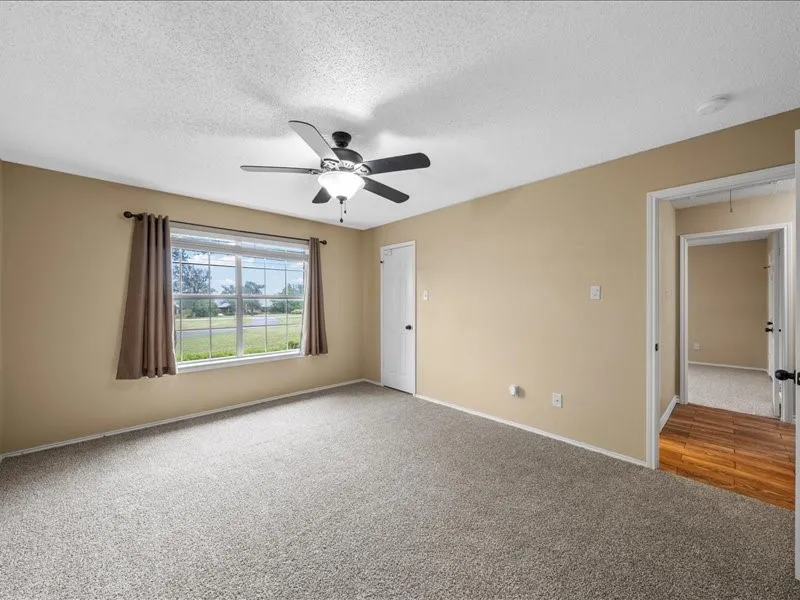 Single Family Residence For Sale in Mc Lennan County , 1072 Chapman Road, Crawford, Texas 76638, 3 Bedroom, 4 Bathroom, 3 Garage spaces, 2,935 Sqft, built in 1991, mls#21251981, Real Estate Agent in Crawford, Homes For Sale in Mc Lennan county, Homes For Sale in Crawford, Realtor in Crawford Texas, Real Estate Brokerage Independent Realty Texas, Luminita Cordes Realtor