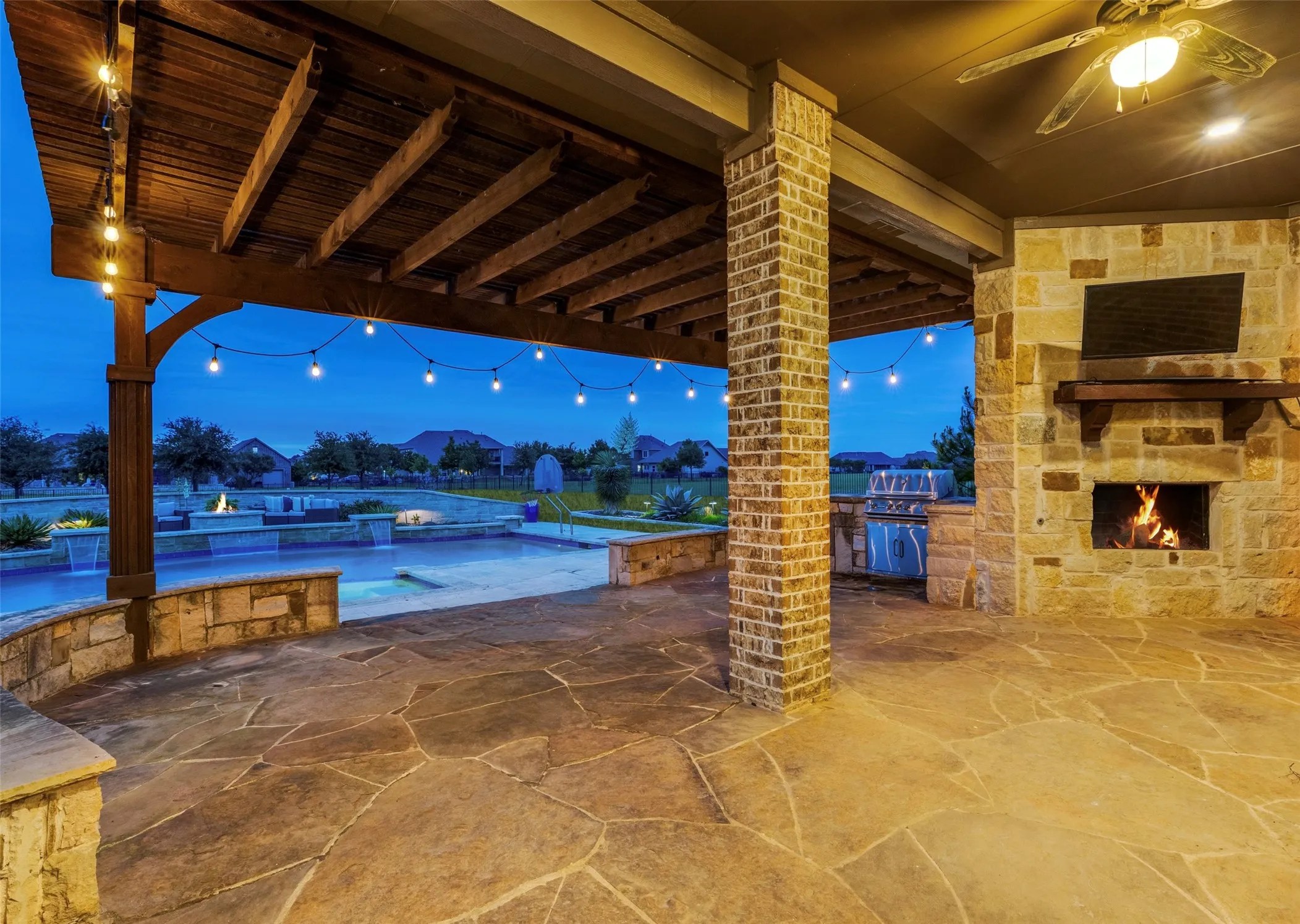 Single Family Residence For Sale in Collin County , 1960 Tapadero Lane, Celina, Texas 75009, 5 Bedroom, 5 Bathroom, 3 Garage spaces, 4,135 Sqft, built in 2015, mls#21254086, Real Estate Agent in Celina, Homes For Sale in Collin county, Homes For Sale in Celina, Realtor in Celina Texas, Real Estate Brokerage Independent Realty Texas, Luminita Cordes Realtor