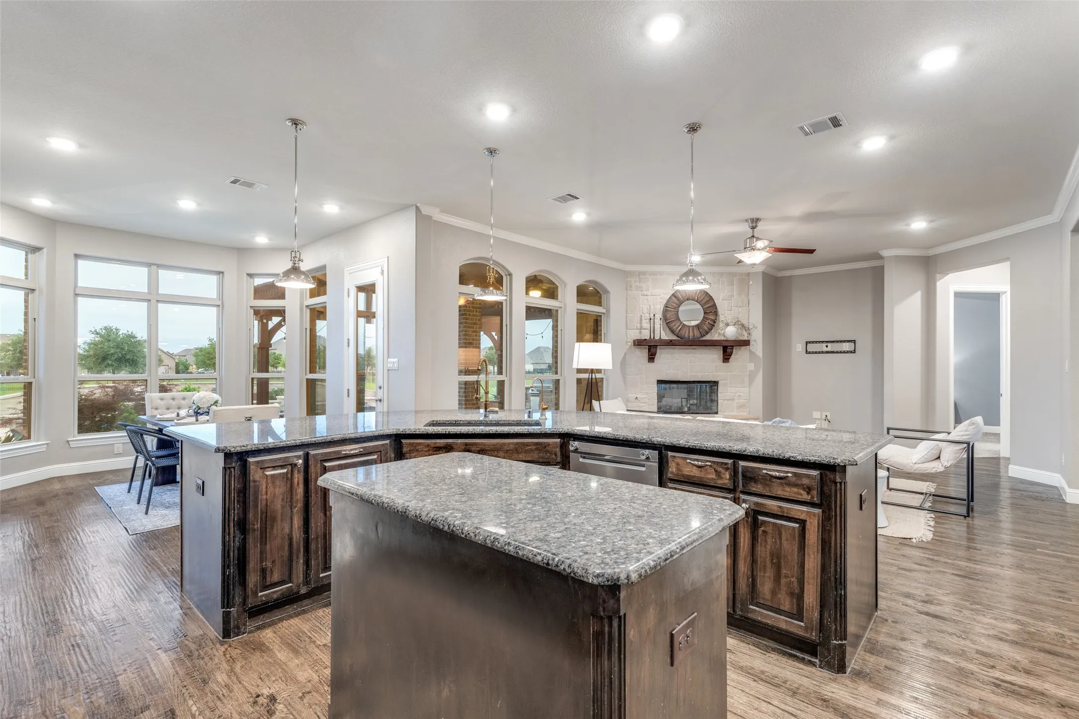 Single Family Residence For Sale in Collin County , 1960 Tapadero Lane, Celina, Texas 75009, 5 Bedroom, 5 Bathroom, 3 Garage spaces, 4,135 Sqft, built in 2015, mls#21254086, Real Estate Agent in Celina, Homes For Sale in Collin county, Homes For Sale in Celina, Realtor in Celina Texas, Real Estate Brokerage Independent Realty Texas, Luminita Cordes Realtor