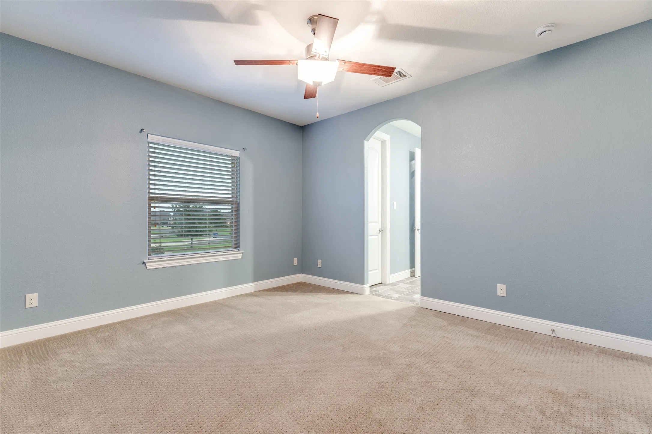 Single Family Residence For Sale in Collin County , 1960 Tapadero Lane, Celina, Texas 75009, 5 Bedroom, 5 Bathroom, 3 Garage spaces, 4,135 Sqft, built in 2015, mls#21254086, Real Estate Agent in Celina, Homes For Sale in Collin county, Homes For Sale in Celina, Realtor in Celina Texas, Real Estate Brokerage Independent Realty Texas, Luminita Cordes Realtor