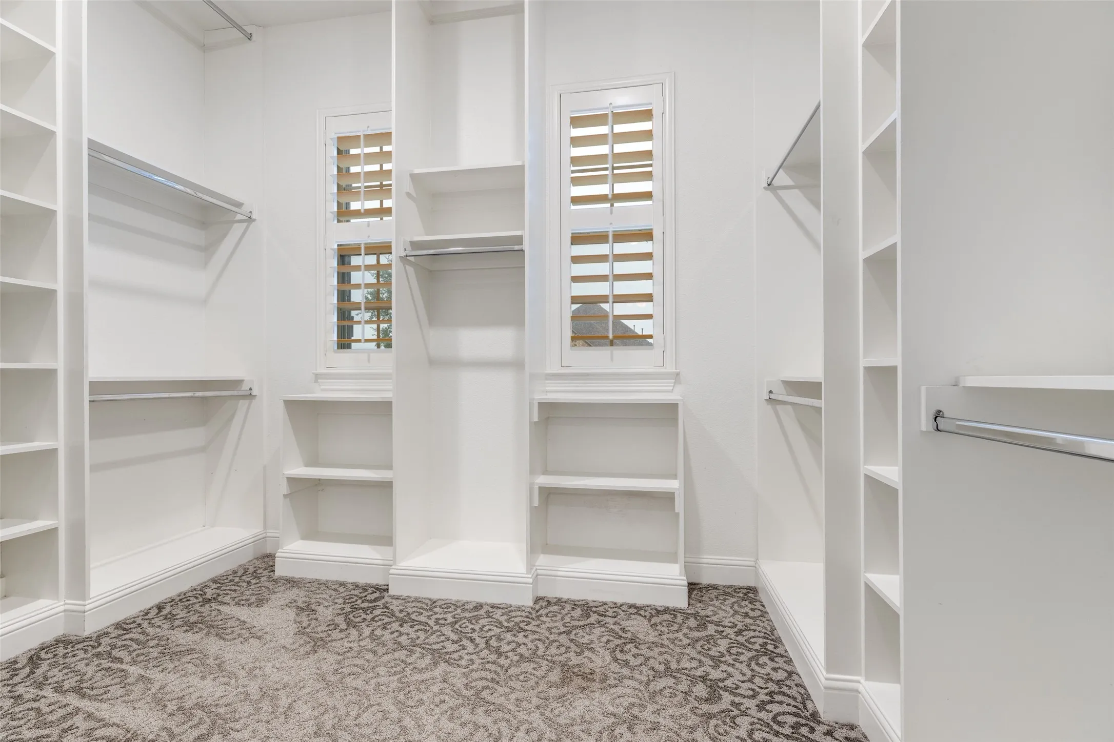 Single Family Residence For Sale in Collin County , 1960 Tapadero Lane, Celina, Texas 75009, 5 Bedroom, 5 Bathroom, 3 Garage spaces, 4,135 Sqft, built in 2015, mls#21254086, Real Estate Agent in Celina, Homes For Sale in Collin county, Homes For Sale in Celina, Realtor in Celina Texas, Real Estate Brokerage Independent Realty Texas, Luminita Cordes Realtor
