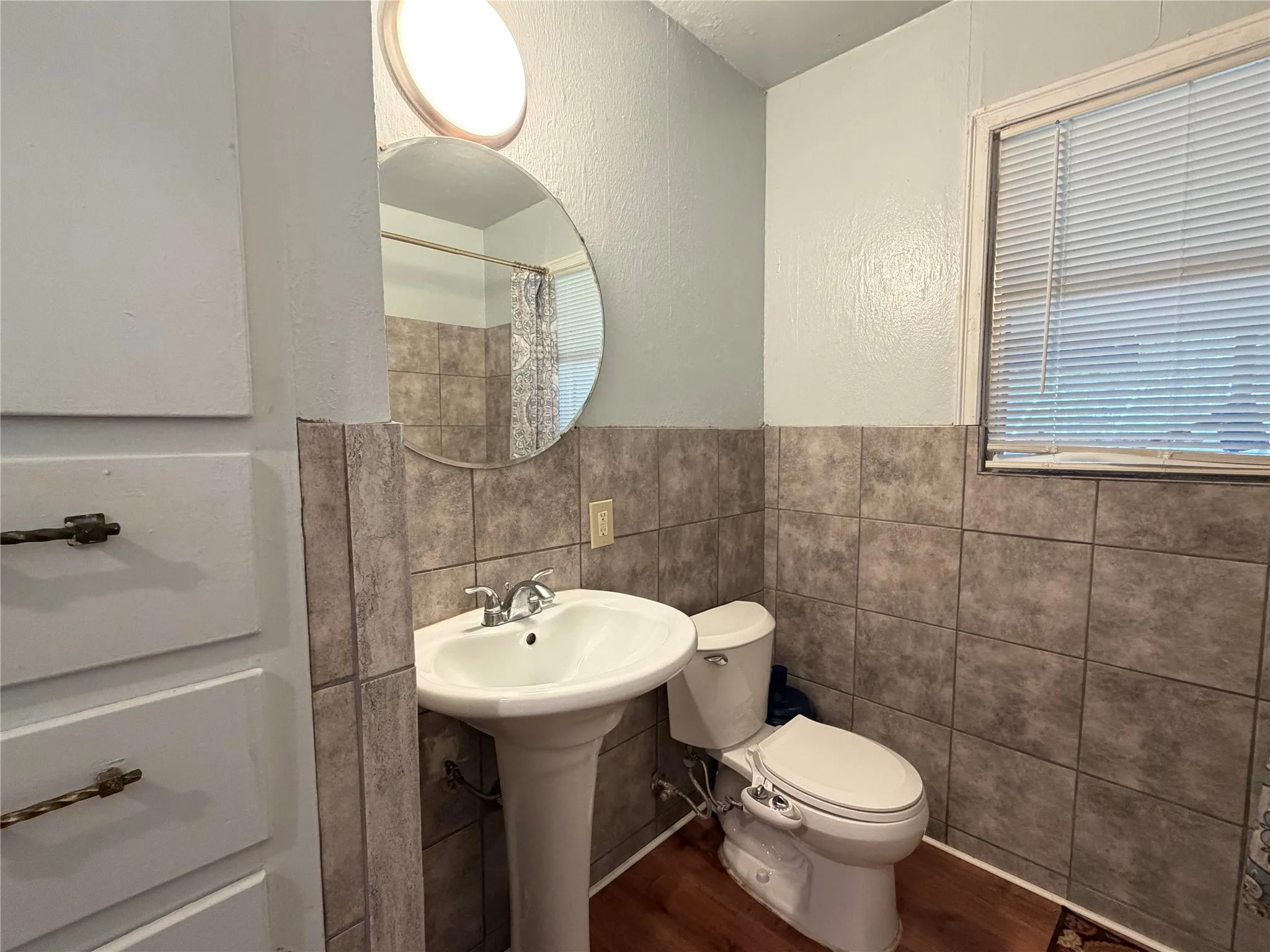 Single Family Residence For Sale in Grayson County , 605 E Morton Street, Denison, Texas 75021, 2 Bedroom, 1 Bathroom, 1 Garage spaces, 914 Sqft, built in 1945, mls#21254556, Real Estate Agent in Denison, Homes For Sale in Grayson county, Homes For Sale in Denison, Realtor in Denison Texas, Real Estate Brokerage Independent Realty Texas, Luminita Cordes Realtor