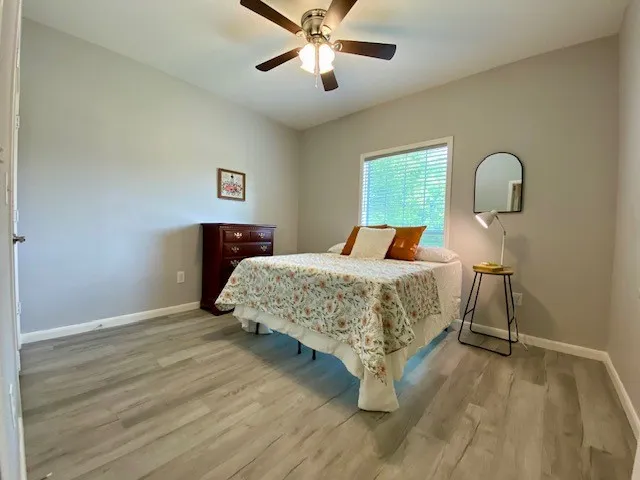 Secondary bedroom