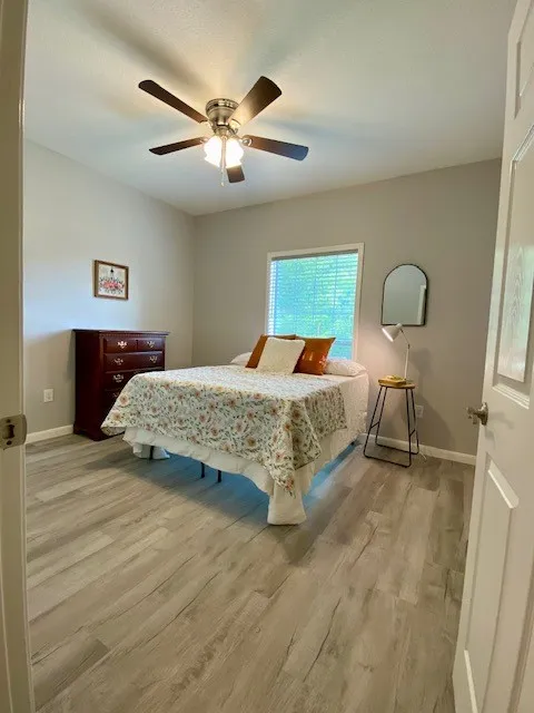 Secondary bedroom viewed from hallway door