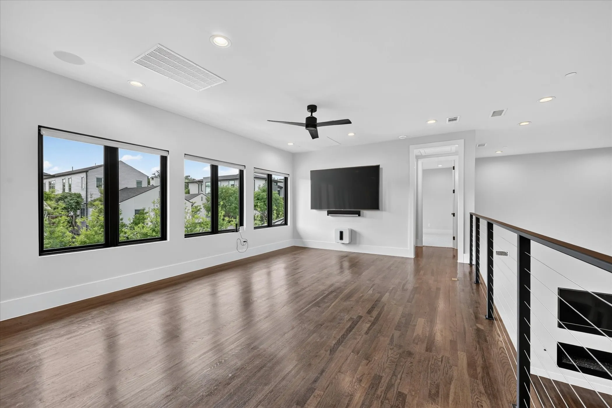 Single Family Residence For Sale in Dallas County , 6615 GREEN KNOLL Drive, Dallas, Texas 75230, 4 Bedroom, 4 Bathroom, 2 Garage spaces, 3,748 Sqft, built in 2018, Preowned, mls#21256029, Real Estate Agent in Dallas, Homes For Sale in Dallas county, Homes For Sale in Dallas, Realtor in Dallas Texas, Real Estate Brokerage Independent Realty Texas, Luminita Cordes Realtor