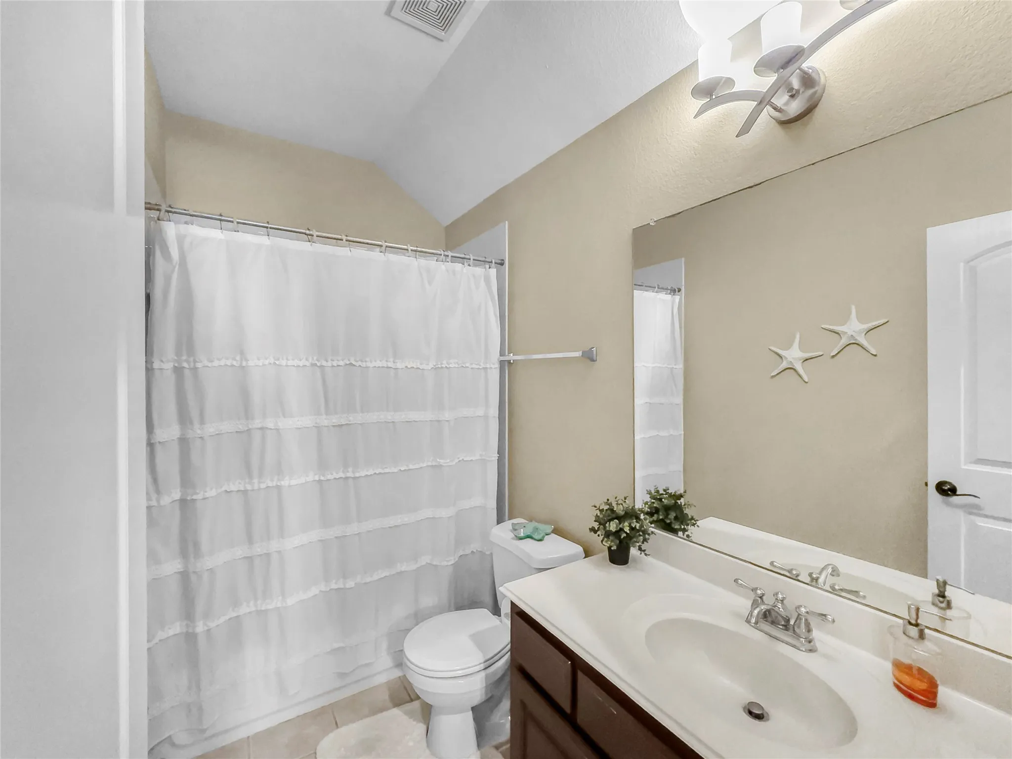 Hall bathroom 1 upstairs across from bedroom 3