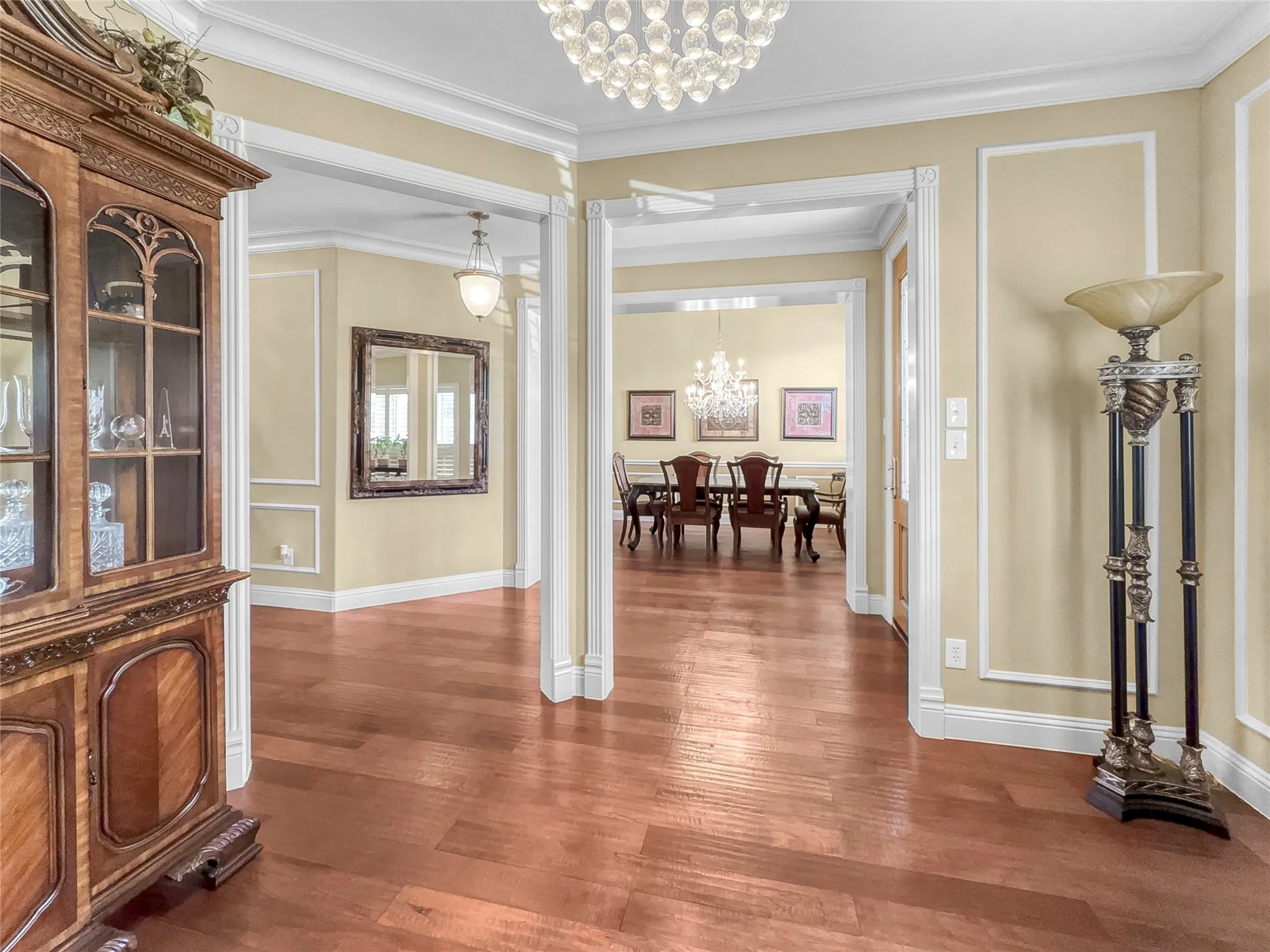 Single Family Residence For Sale in Tarrant County , 6951 Sea Harbor Drive, Grand Prairie, Texas 75054, 4 Bedroom, 4 Bathroom, 2 Garage spaces, 3,948 Sqft, built in 2008, Preowned, mls#21256030, Real Estate Agent in Grand Prairie, Homes For Sale in Tarrant county, Homes For Sale in Grand Prairie, Realtor in Grand Prairie Texas, Real Estate Brokerage Independent Realty Texas, Luminita Cordes Realtor