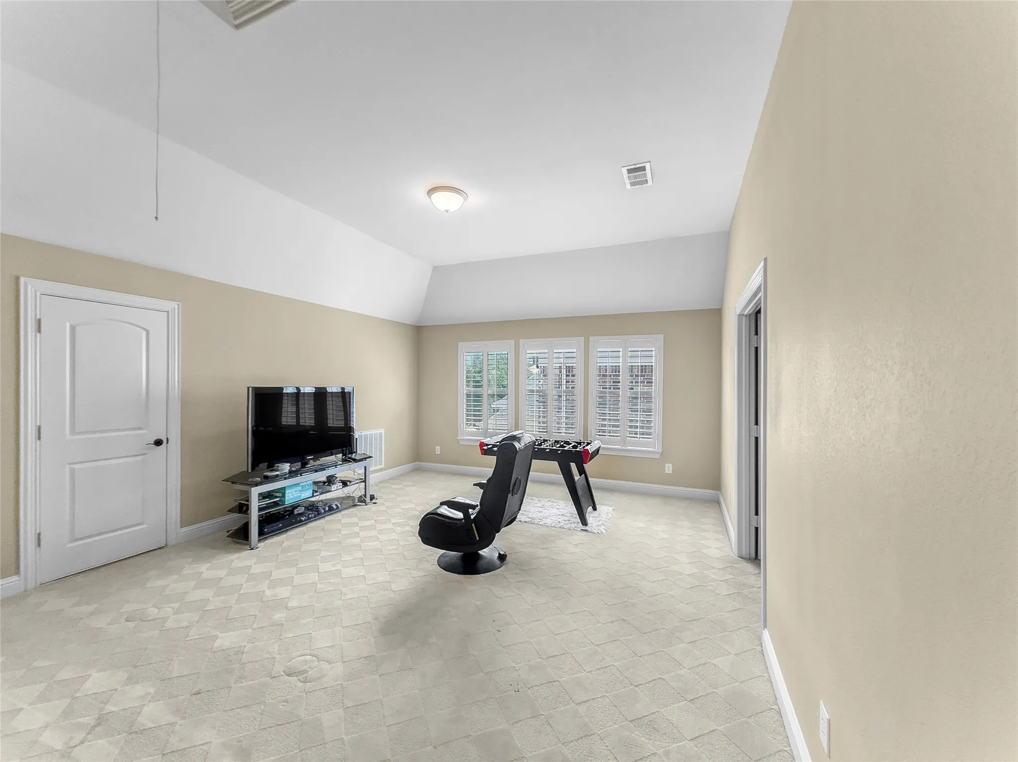 Bonus Room/Living Room upsatirs