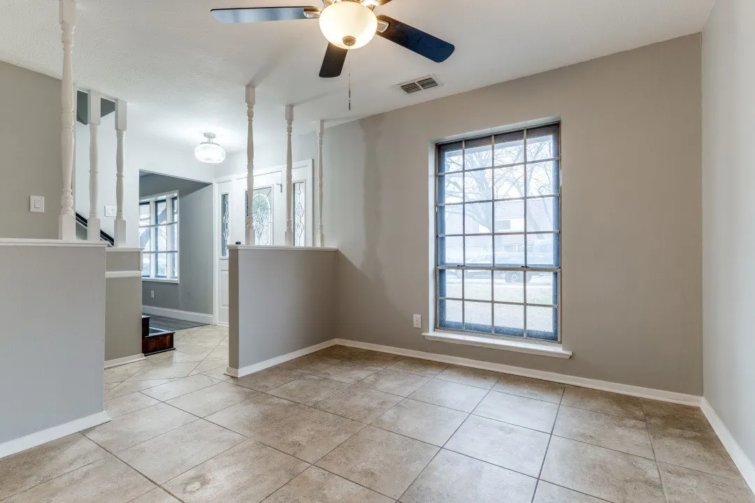 Single Family Residence For Sale in Dallas County , 12304 High Meadow Drive, Dallas, Texas 75234, 3 Bedroom, 2 Bathroom, Garage spaces, 2,205 Sqft, built in 1962, Preowned, mls#21253809, Real Estate Agent in Dallas, Homes For Sale in Dallas county, Homes For Sale in Dallas, Realtor in Dallas Texas, Real Estate Brokerage Independent Realty Texas, Luminita Cordes Realtor