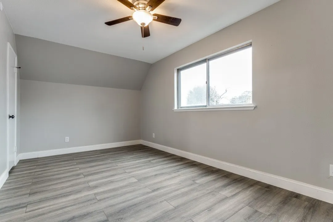 Single Family Residence For Sale in Dallas County , 12304 High Meadow Drive, Dallas, Texas 75234, 3 Bedroom, 2 Bathroom, Garage spaces, 2,205 Sqft, built in 1962, Preowned, mls#21253809, Real Estate Agent in Dallas, Homes For Sale in Dallas county, Homes For Sale in Dallas, Realtor in Dallas Texas, Real Estate Brokerage Independent Realty Texas, Luminita Cordes Realtor