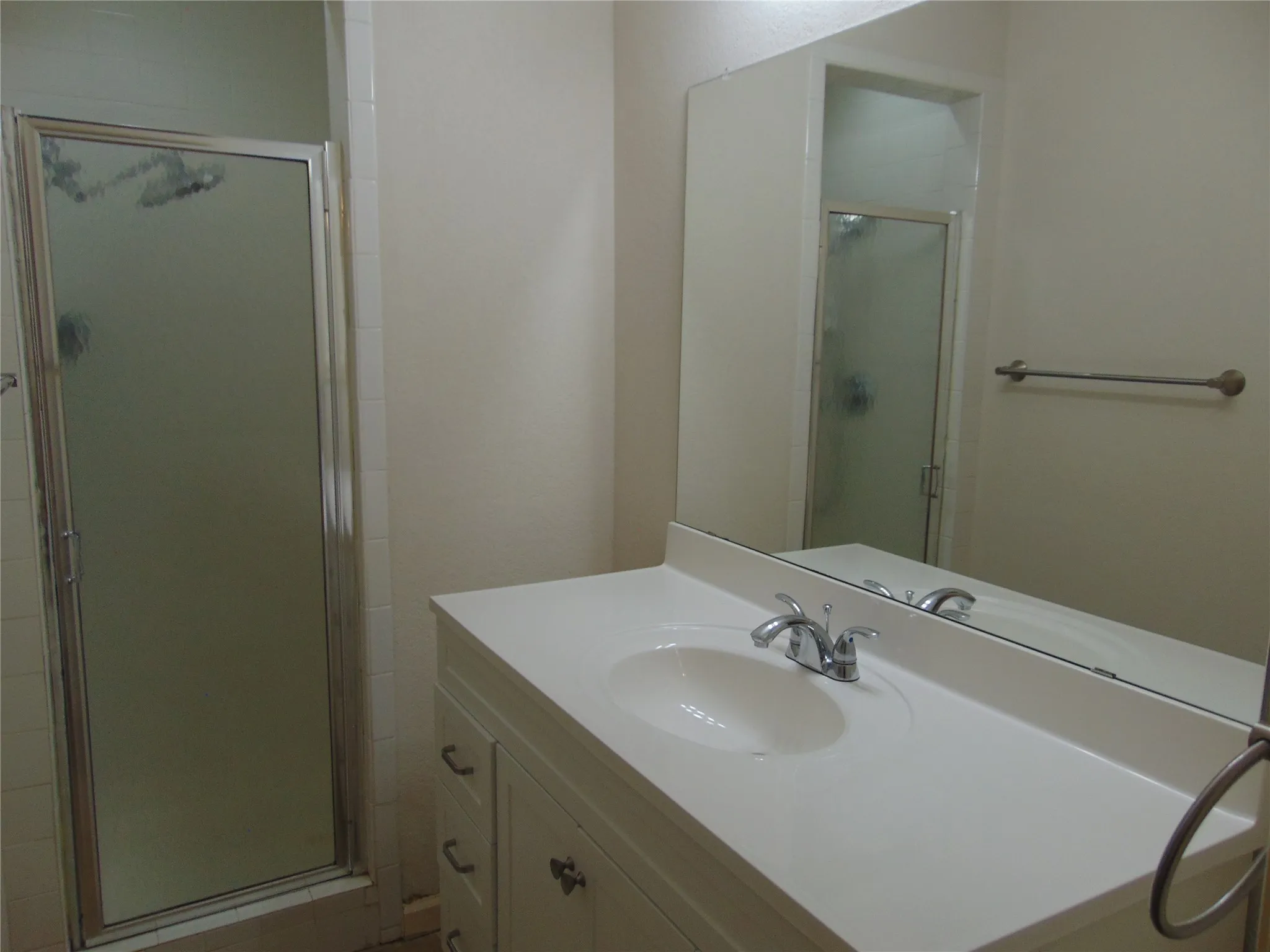 Condominium For Sale in Dallas County , 4800 Northway Drive 2A, Dallas, Texas 75206, 2 Bedroom, 2 Bathroom, 1 Garage spaces, 1,018 Sqft, built in 1981, mls#21255286, Real Estate Agent in Dallas, Homes For Sale in Dallas county, Homes For Sale in Dallas, Realtor in Dallas Texas, Real Estate Brokerage Independent Realty Texas, Luminita Cordes Realtor