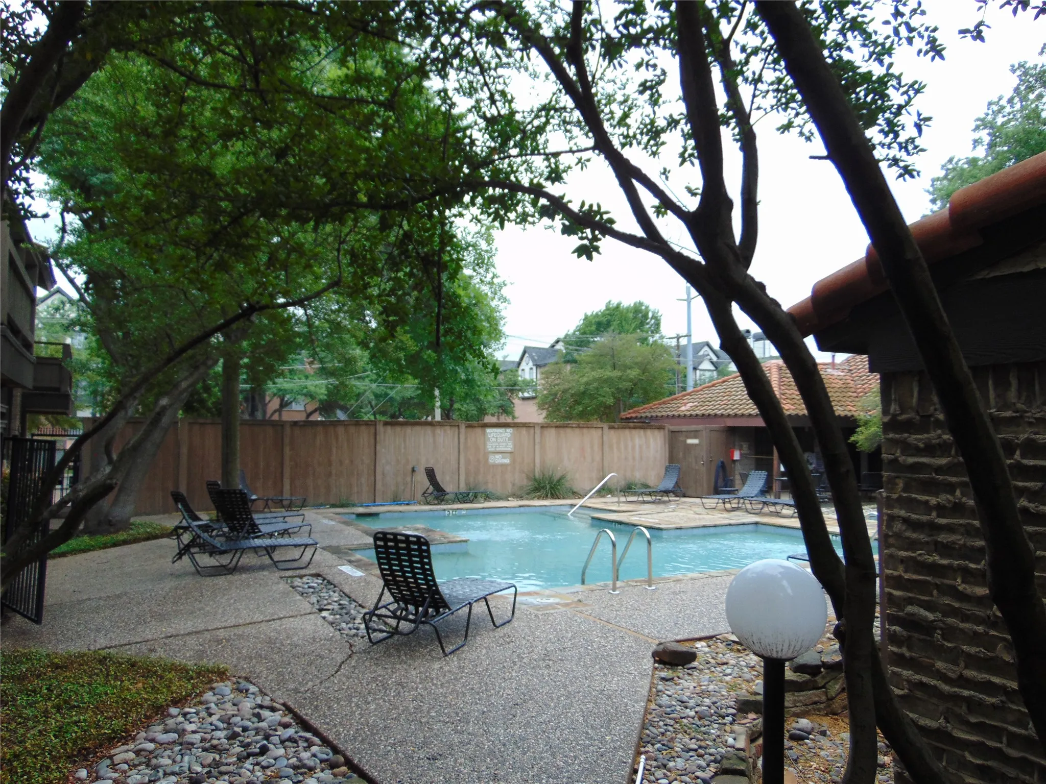 Condominium For Sale in Dallas County , 4800 Northway Drive 2A, Dallas, Texas 75206, 2 Bedroom, 2 Bathroom, 1 Garage spaces, 1,018 Sqft, built in 1981, mls#21255286, Real Estate Agent in Dallas, Homes For Sale in Dallas county, Homes For Sale in Dallas, Realtor in Dallas Texas, Real Estate Brokerage Independent Realty Texas, Luminita Cordes Realtor