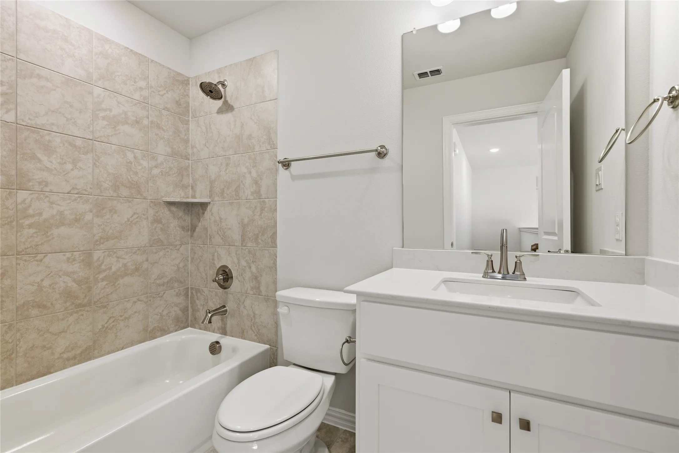 Single Family Residence For Sale in Collin County , 266 Little Bridge Drive, Lavon, Texas 75166, 4 Bedroom, 4 Bathroom, 2 Garage spaces, 2,588 Sqft, built in 2026, New Construction - Incomplete, mls#21256068, Real Estate Agent in Lavon, Homes For Sale in Collin county, Homes For Sale in Lavon, Realtor in Lavon Texas, Real Estate Brokerage Independent Realty Texas, Luminita Cordes Realtor