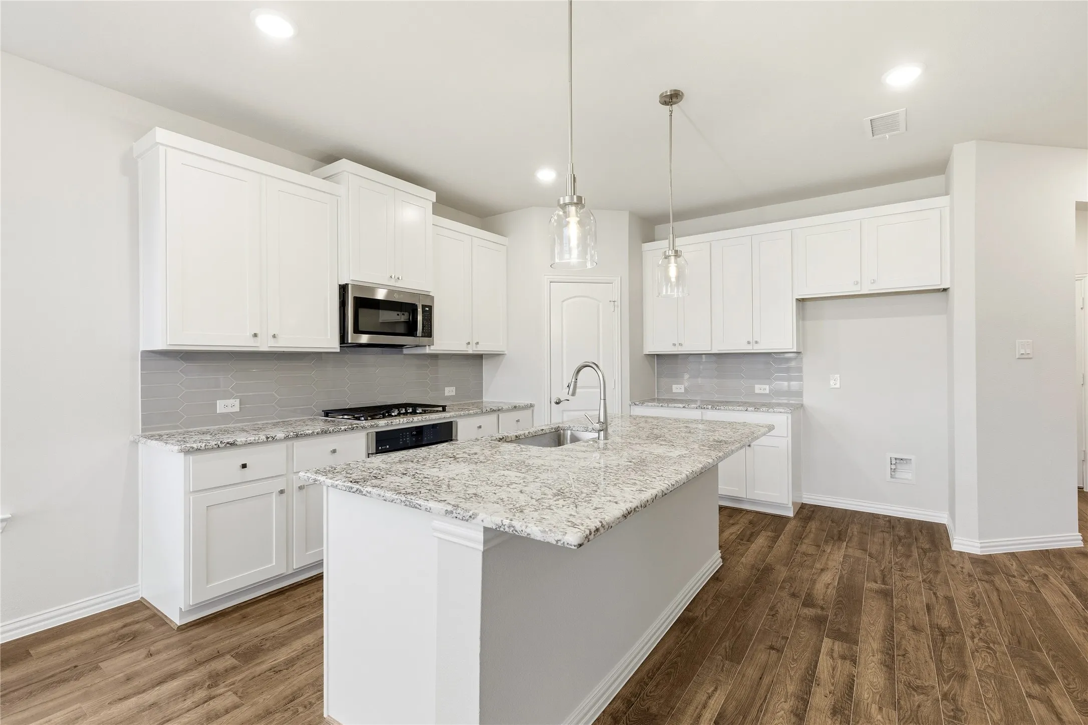 Single Family Residence For Sale in Collin County , 266 Little Bridge Drive, Lavon, Texas 75166, 4 Bedroom, 4 Bathroom, 2 Garage spaces, 2,588 Sqft, built in 2026, New Construction - Incomplete, mls#21256068, Real Estate Agent in Lavon, Homes For Sale in Collin county, Homes For Sale in Lavon, Realtor in Lavon Texas, Real Estate Brokerage Independent Realty Texas, Luminita Cordes Realtor