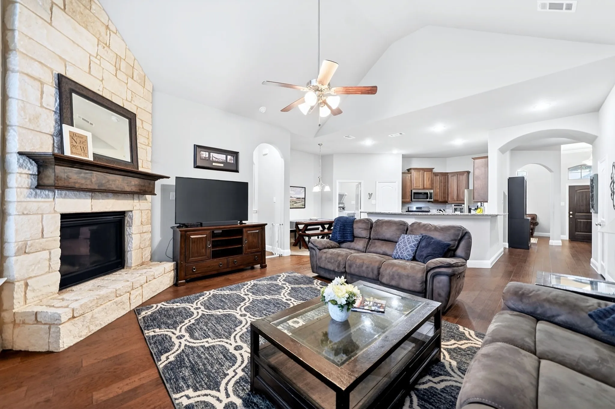 Single Family Residence For Sale in Rockwall County , 1748 Amalfi Drive, Mclendon Chisholm, Texas 75032, 4 Bedroom, 2 Bathroom, 2 Garage spaces, 2,225 Sqft, built in 2019, mls#21252407, Real Estate Agent in Mclendon Chisholm, Homes For Sale in Rockwall county, Homes For Sale in Mclendon Chisholm, Realtor in Mclendon Chisholm Texas, Real Estate Brokerage Independent Realty Texas, Luminita Cordes Realtor
