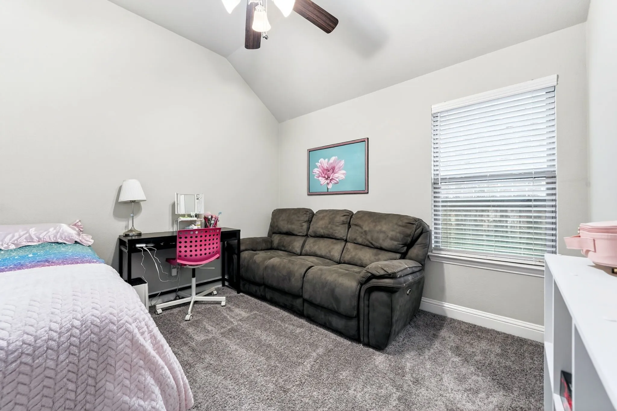 Single Family Residence For Sale in Rockwall County , 1748 Amalfi Drive, Mclendon Chisholm, Texas 75032, 4 Bedroom, 2 Bathroom, 2 Garage spaces, 2,225 Sqft, built in 2019, mls#21252407, Real Estate Agent in Mclendon Chisholm, Homes For Sale in Rockwall county, Homes For Sale in Mclendon Chisholm, Realtor in Mclendon Chisholm Texas, Real Estate Brokerage Independent Realty Texas, Luminita Cordes Realtor