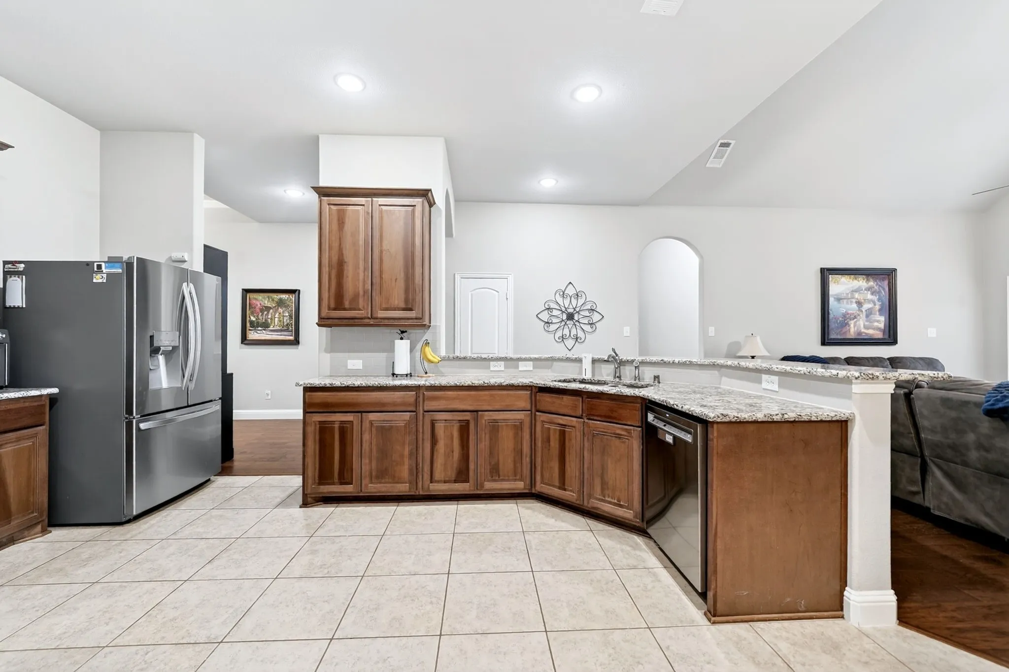 Single Family Residence For Sale in Rockwall County , 1748 Amalfi Drive, Mclendon Chisholm, Texas 75032, 4 Bedroom, 2 Bathroom, 2 Garage spaces, 2,225 Sqft, built in 2019, mls#21252407, Real Estate Agent in Mclendon Chisholm, Homes For Sale in Rockwall county, Homes For Sale in Mclendon Chisholm, Realtor in Mclendon Chisholm Texas, Real Estate Brokerage Independent Realty Texas, Luminita Cordes Realtor