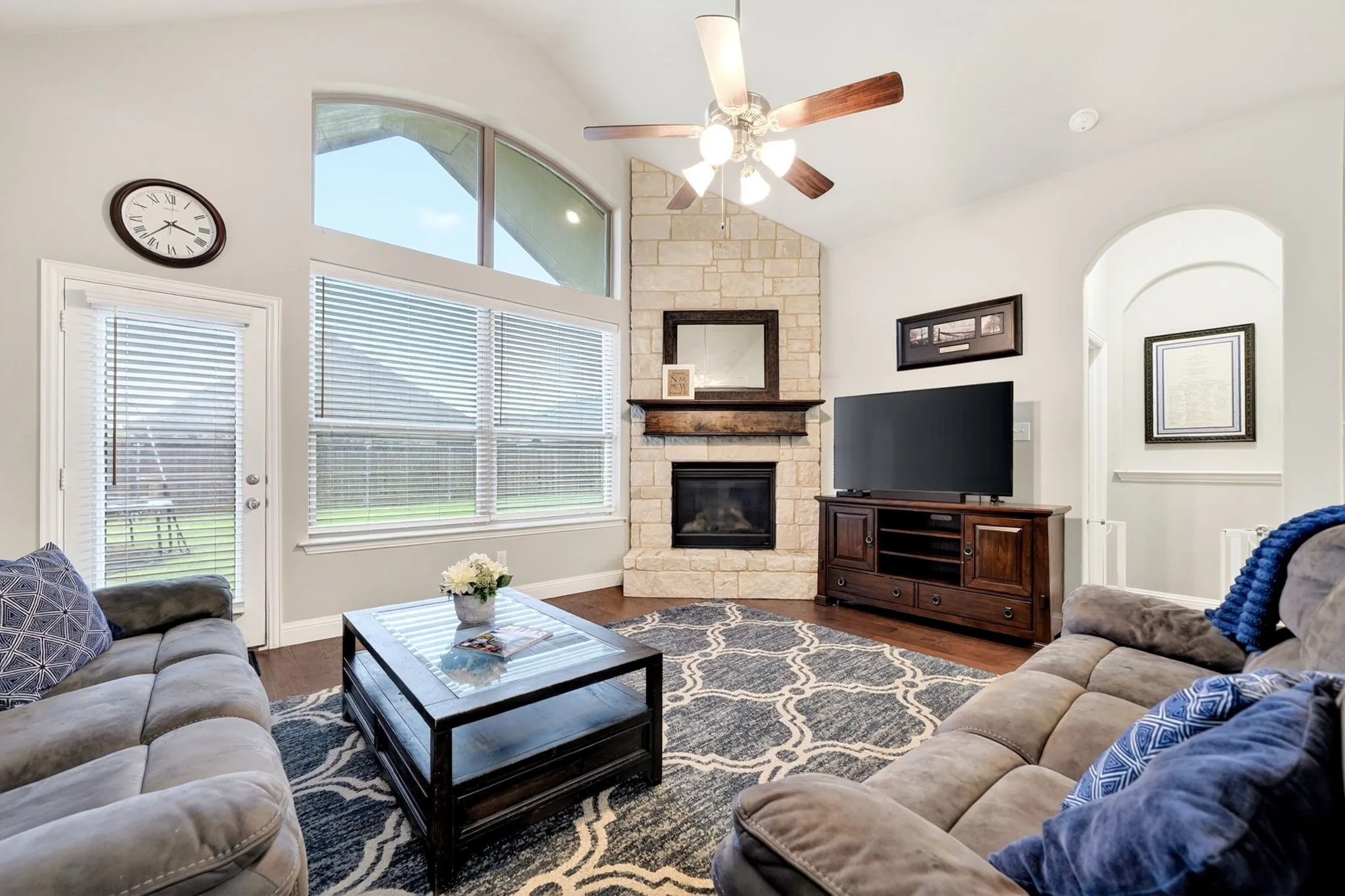 Single Family Residence For Sale in Rockwall County , 1748 Amalfi Drive, Mclendon Chisholm, Texas 75032, 4 Bedroom, 2 Bathroom, 2 Garage spaces, 2,225 Sqft, built in 2019, mls#21252407, Real Estate Agent in Mclendon Chisholm, Homes For Sale in Rockwall county, Homes For Sale in Mclendon Chisholm, Realtor in Mclendon Chisholm Texas, Real Estate Brokerage Independent Realty Texas, Luminita Cordes Realtor